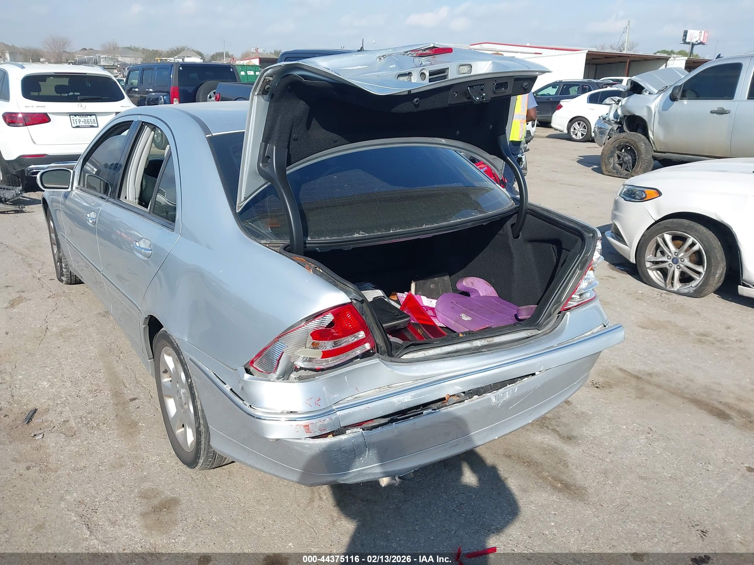 MERCEDES-BENZ C image 6