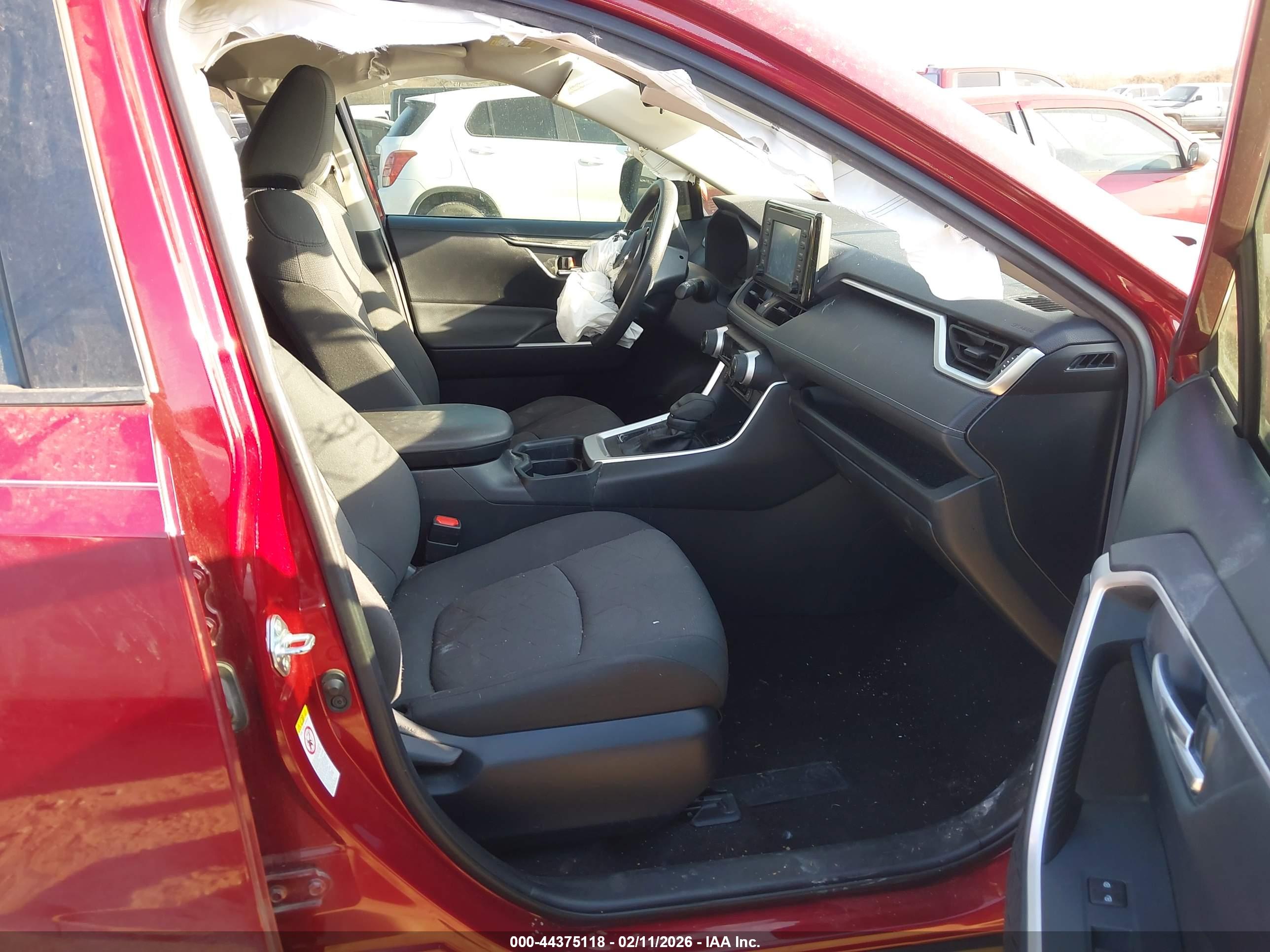 TOYOTA RAV4 image 5