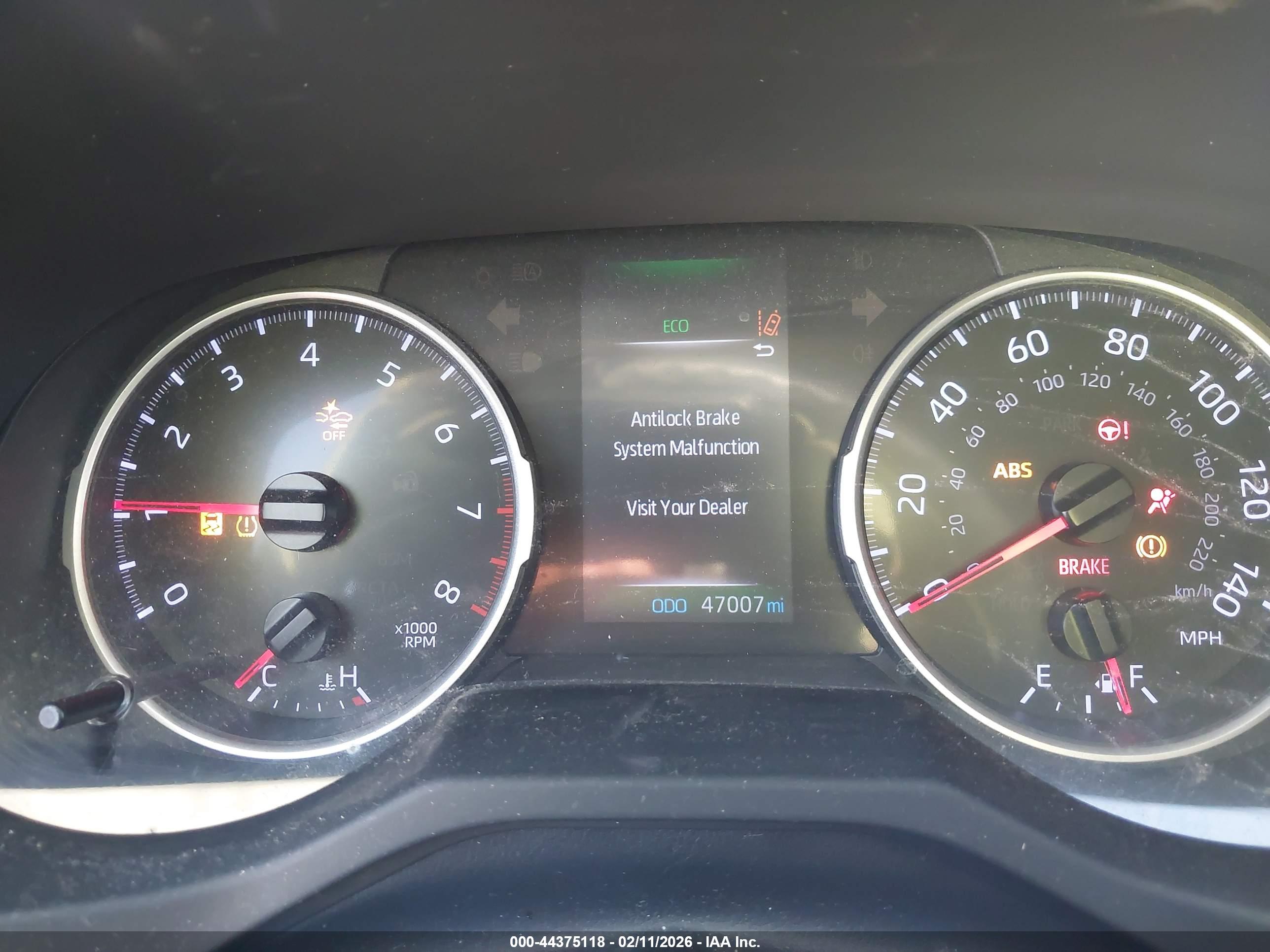 TOYOTA RAV4 image 7