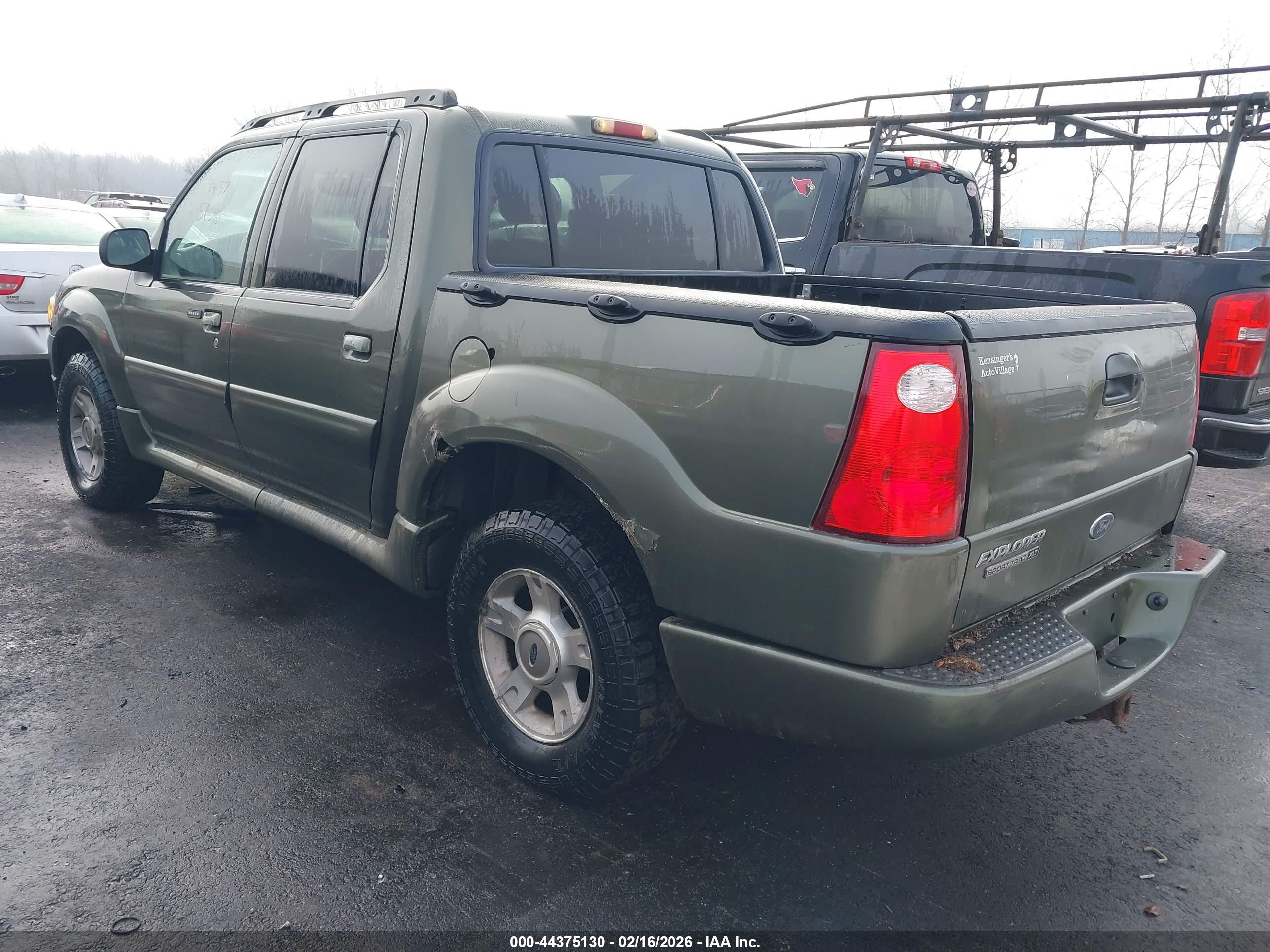 FORD EXPLORER image 3