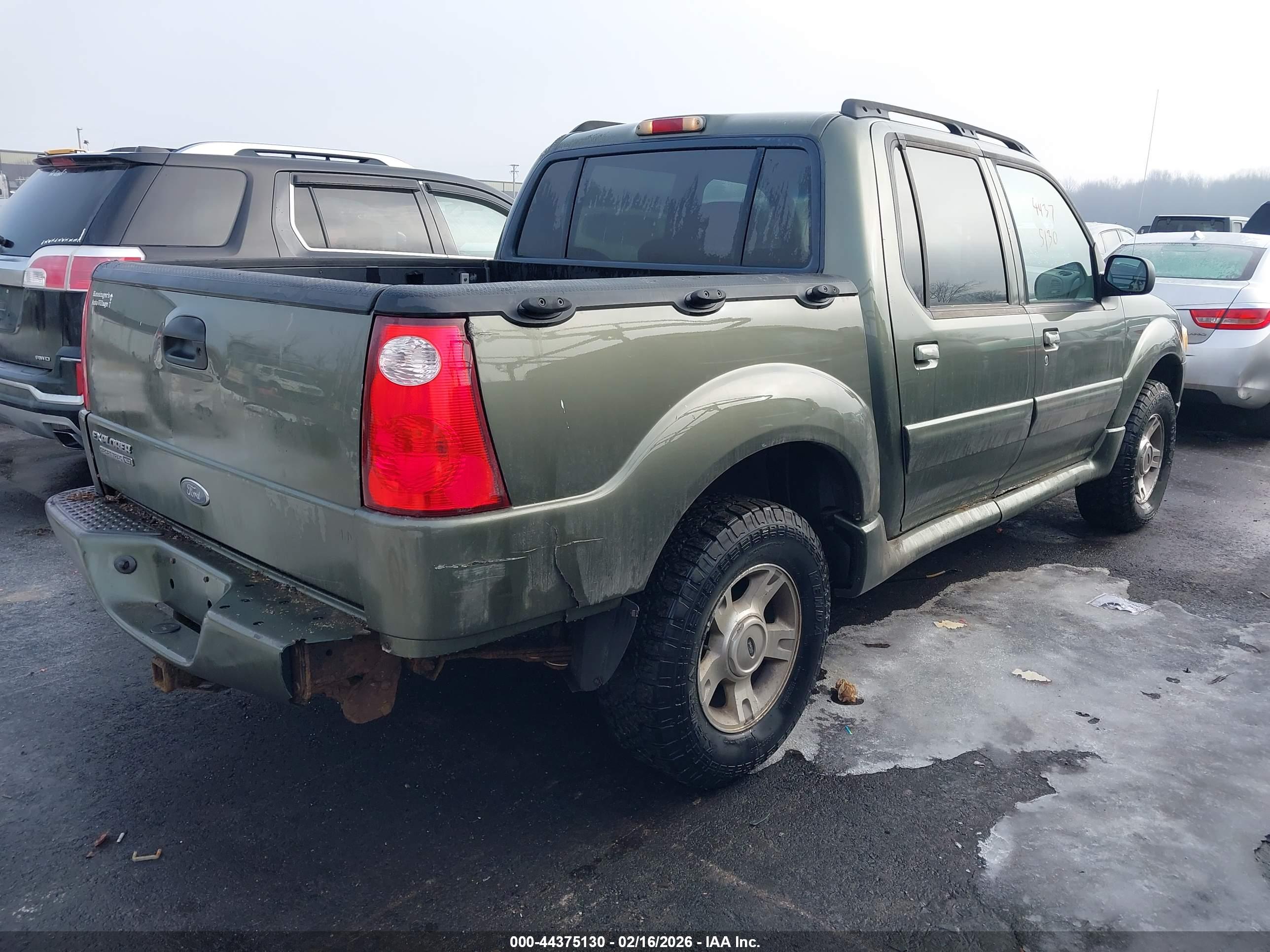 FORD EXPLORER image 4