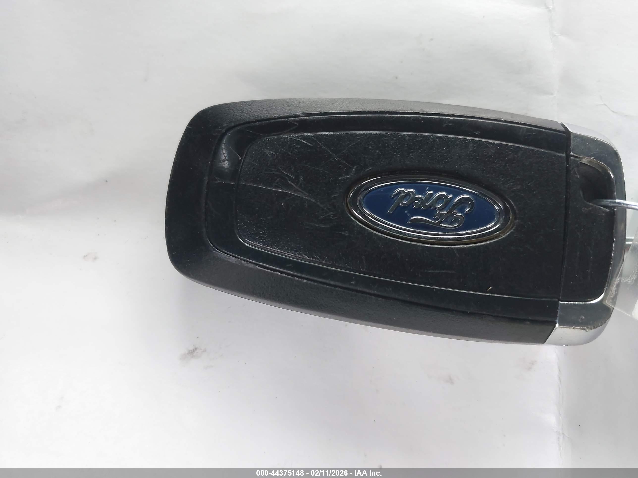 FORD EXPLORER image 11