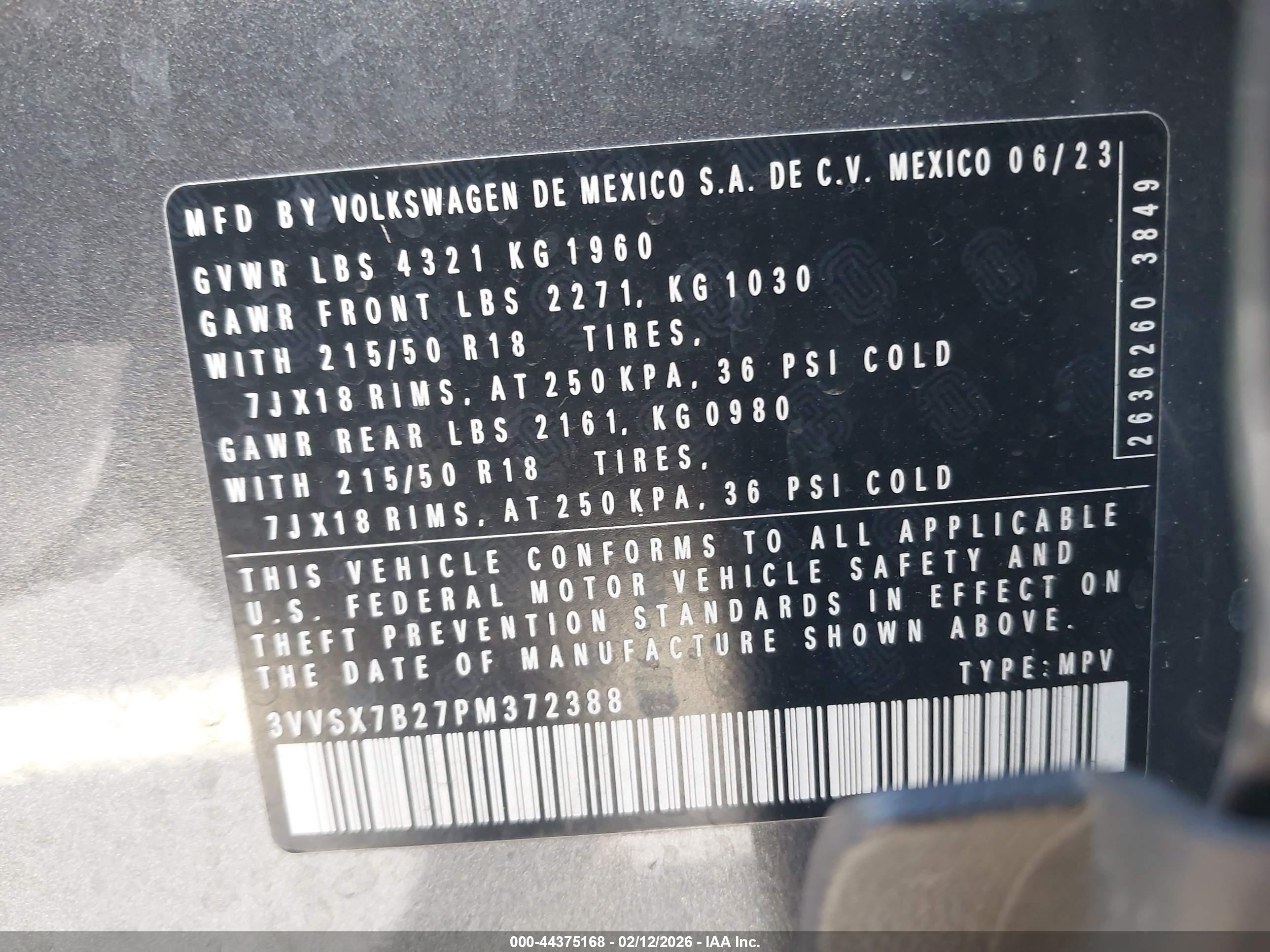 VOLKSWAGEN TAOS image 9