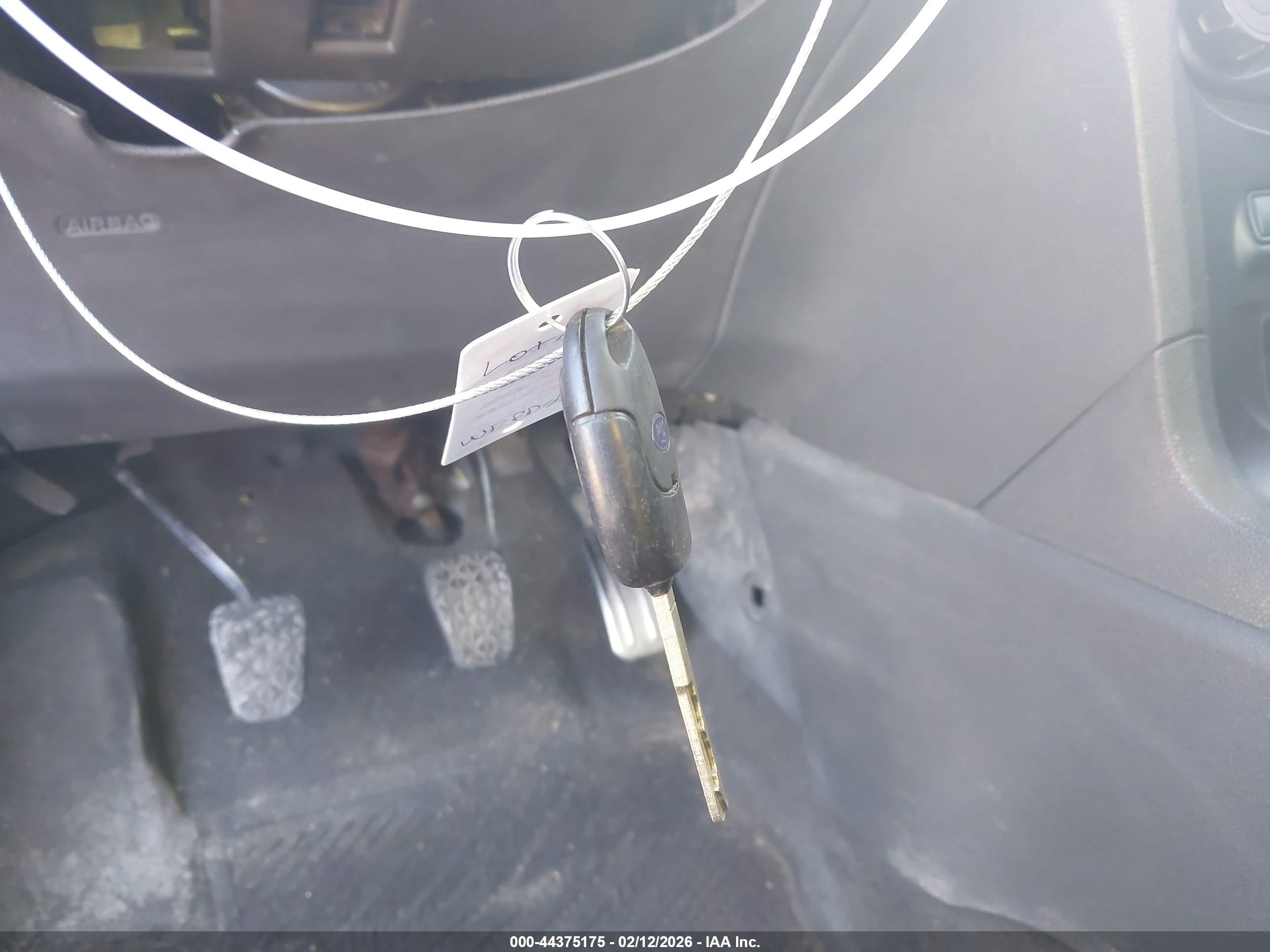 FORD FIESTA image 11