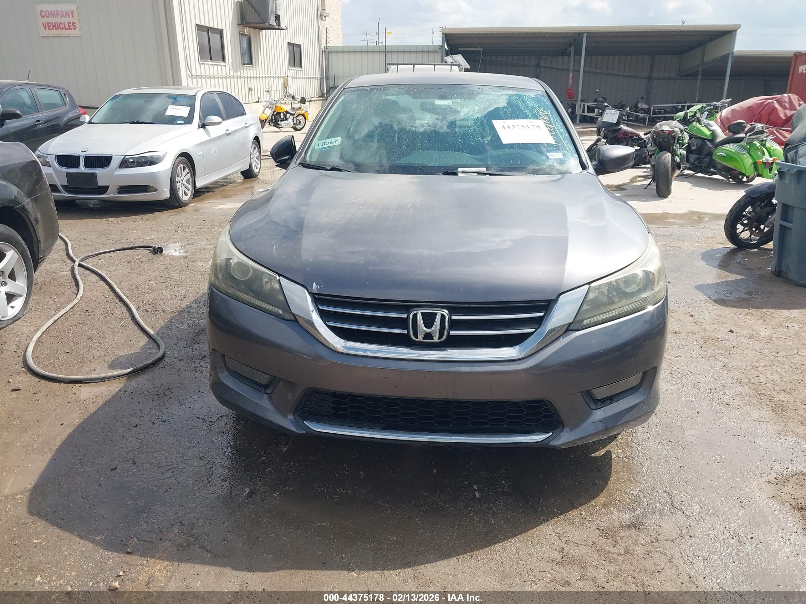 HONDA ACCORD image 6