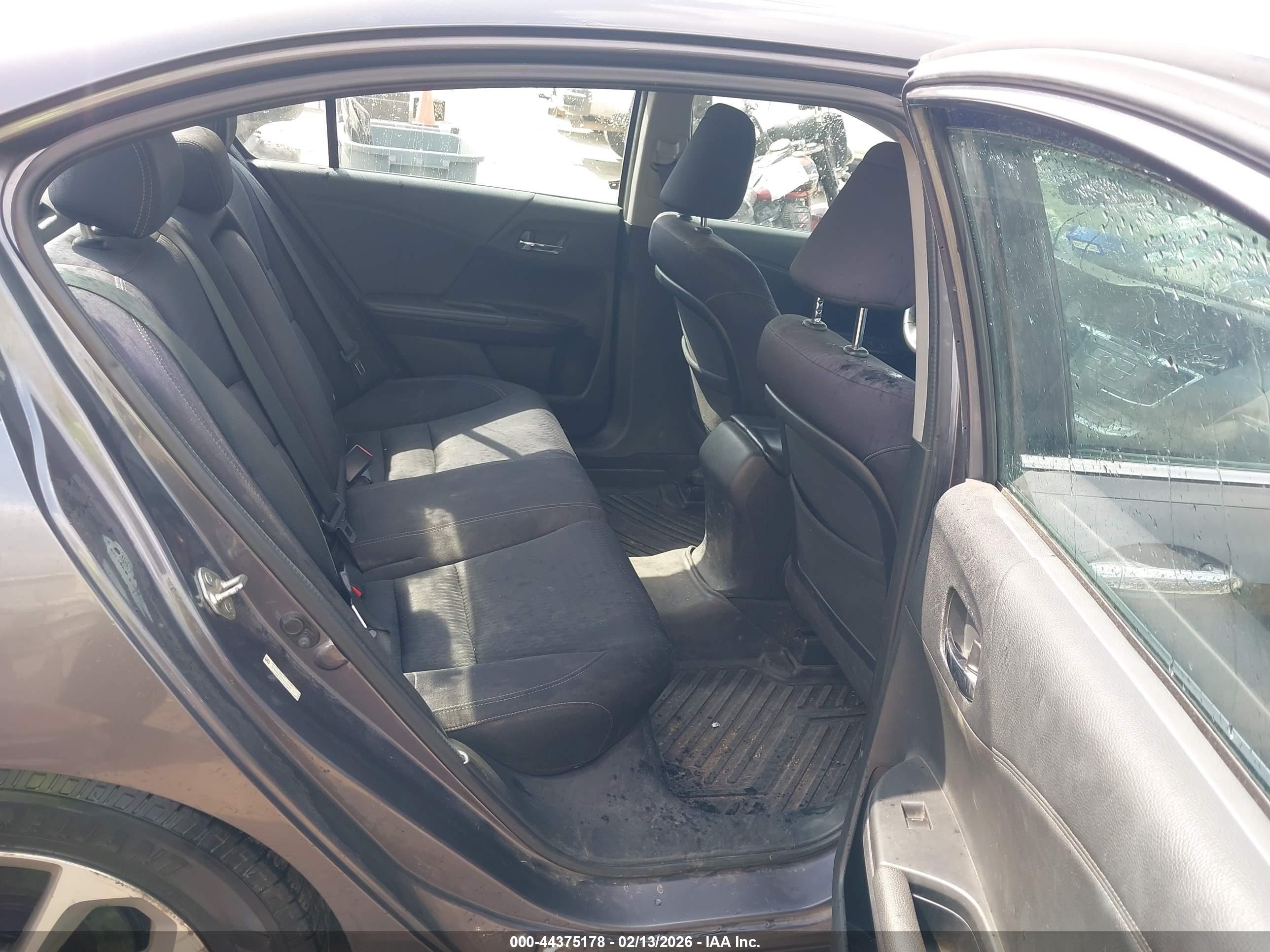 HONDA ACCORD image 8