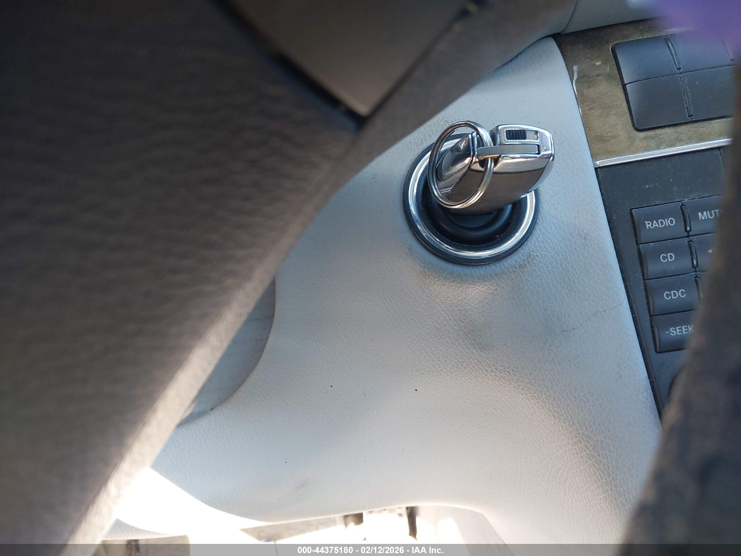 MERCEDES-BENZ C image 11