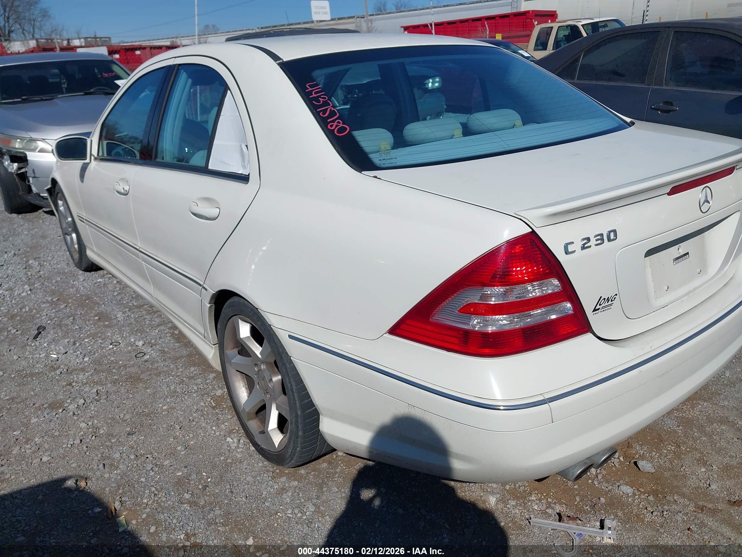 MERCEDES-BENZ C image 3