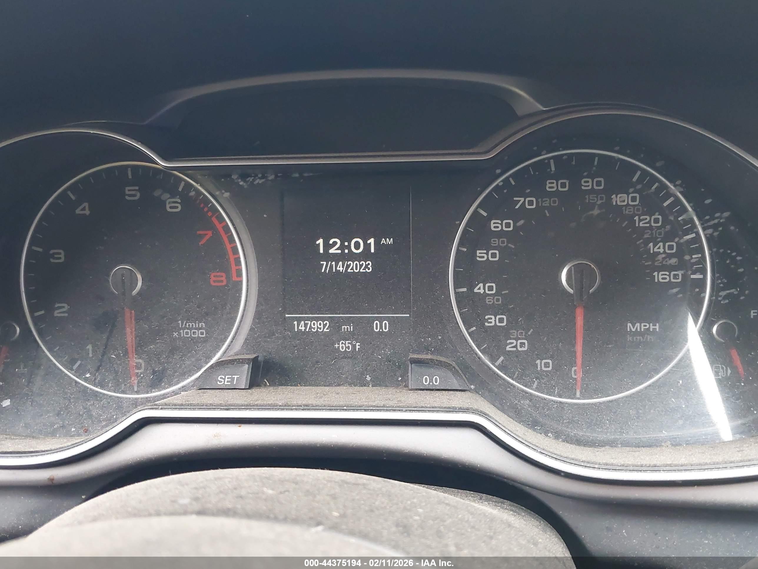 AUDI A4 image 7