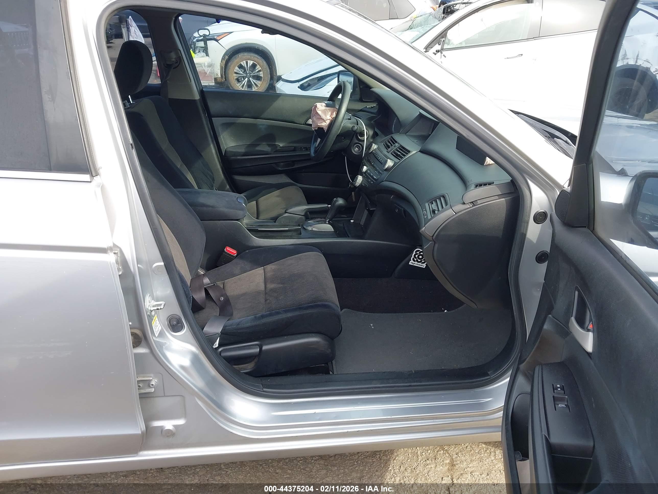 HONDA ACCORD image 5