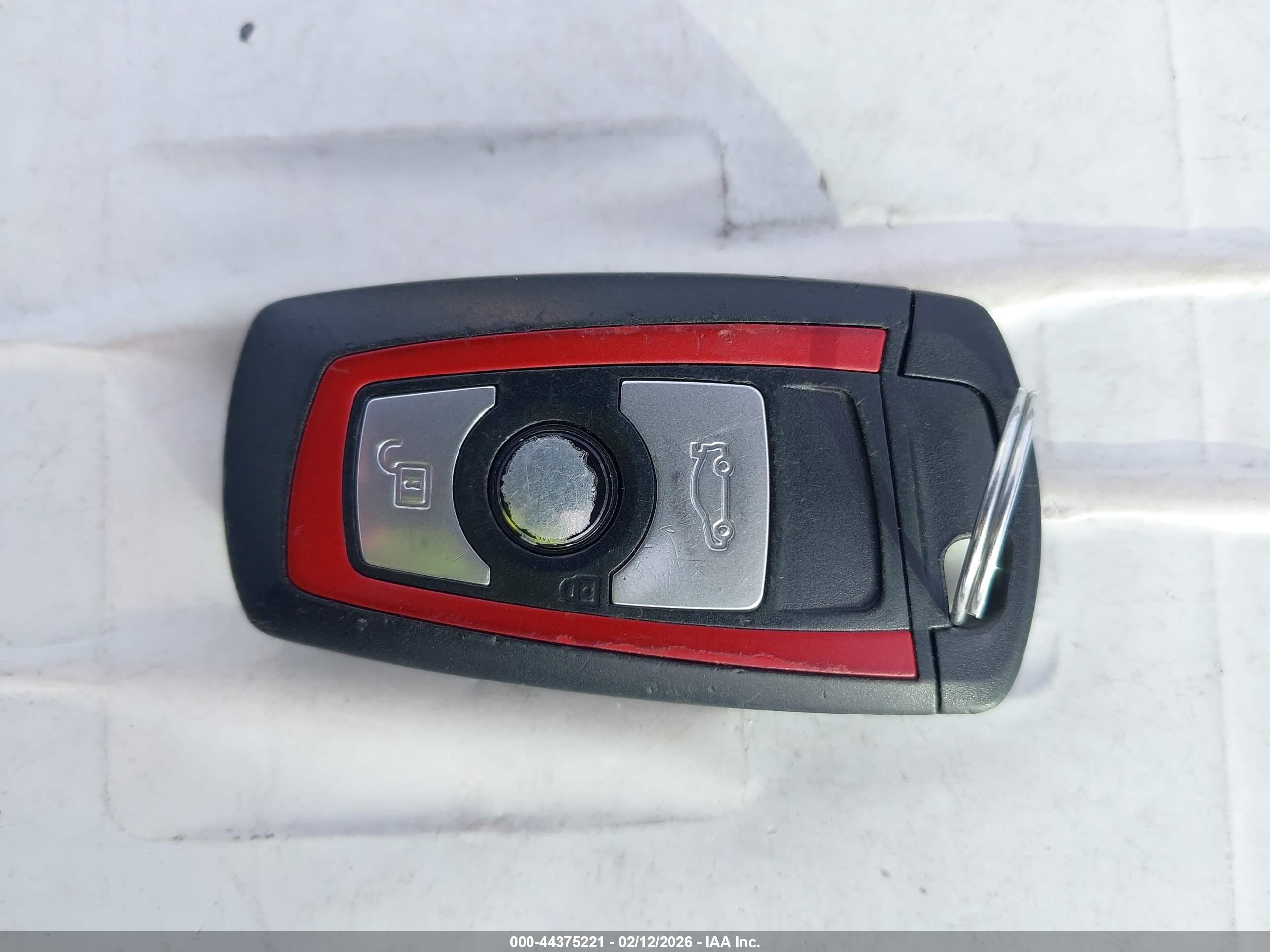 BMW 328I image 11