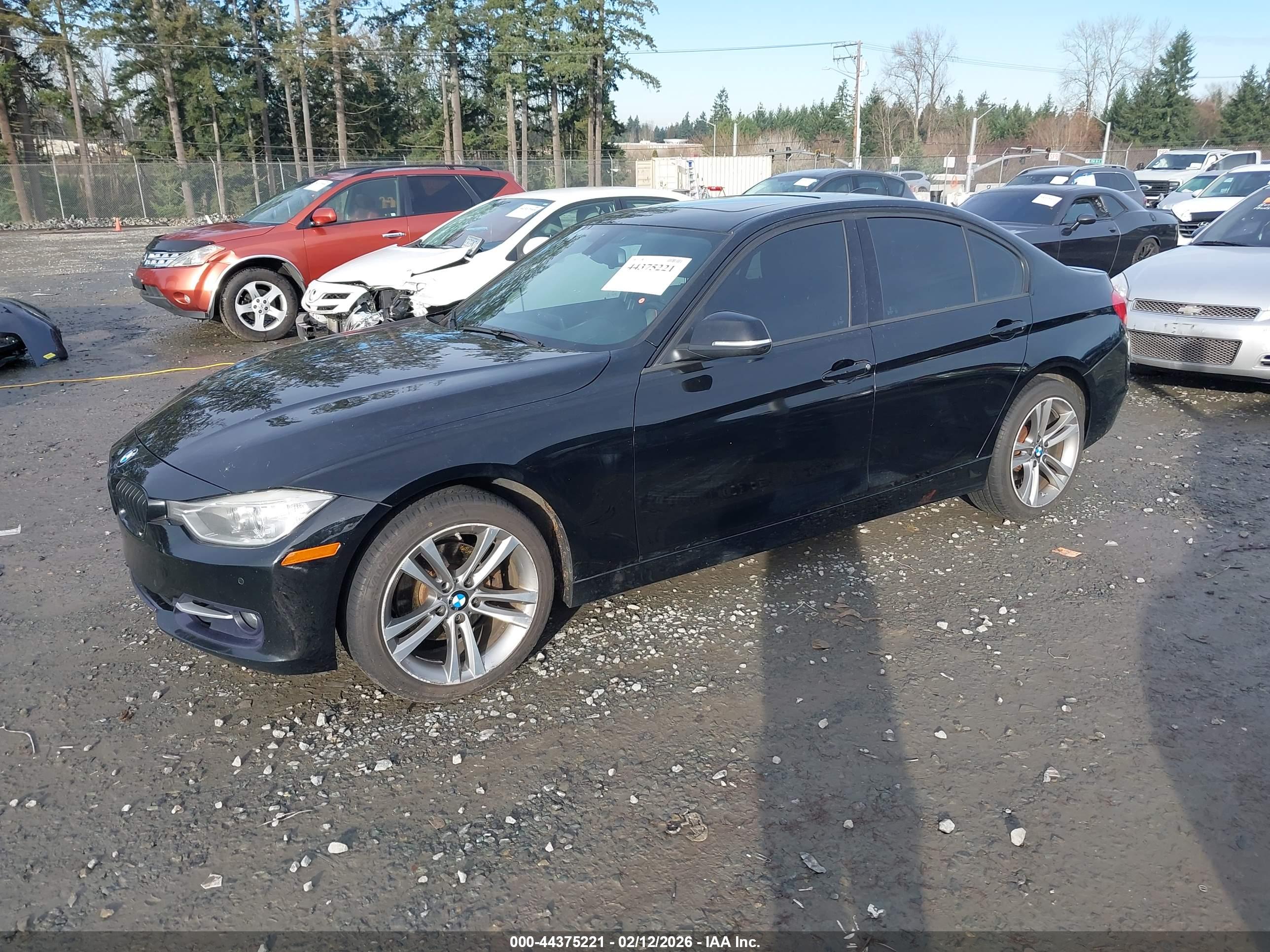 BMW 328I image 2