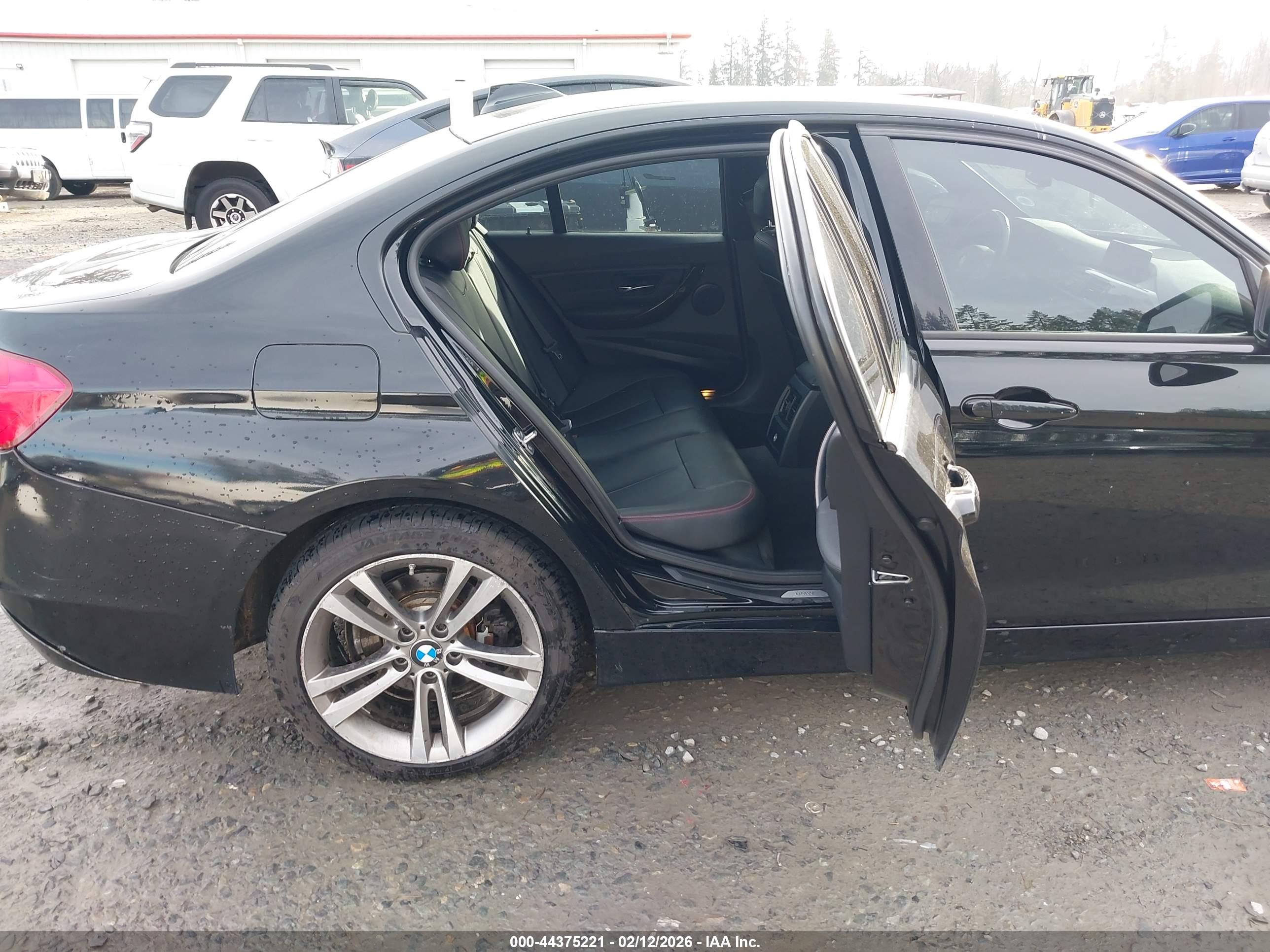 BMW 328I image 8