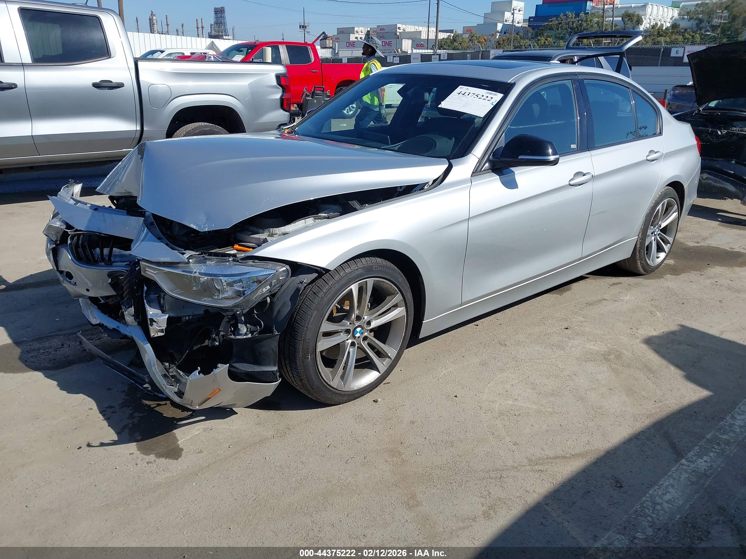 BMW 328I image 2