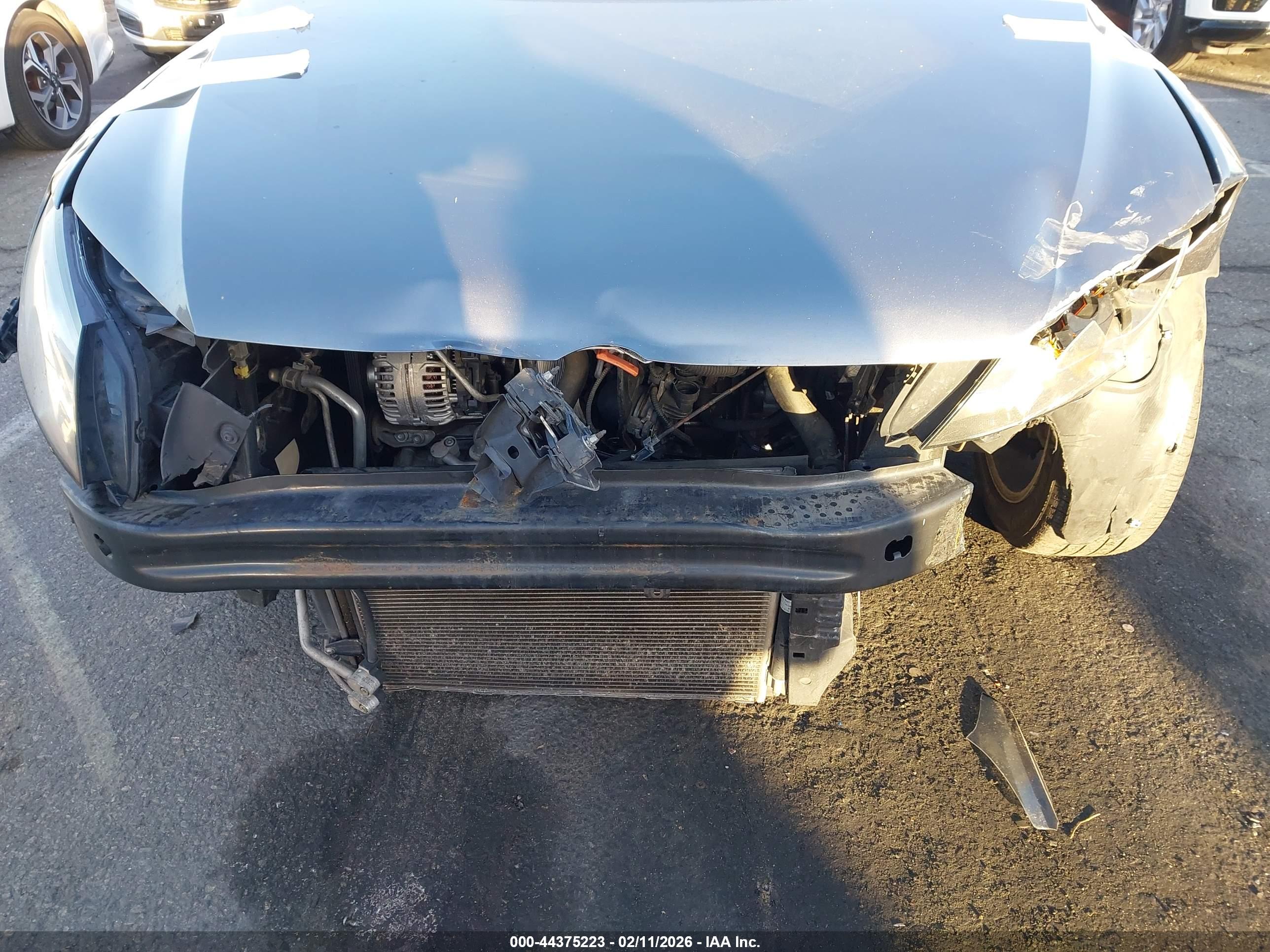VOLKSWAGEN PASSAT image 6