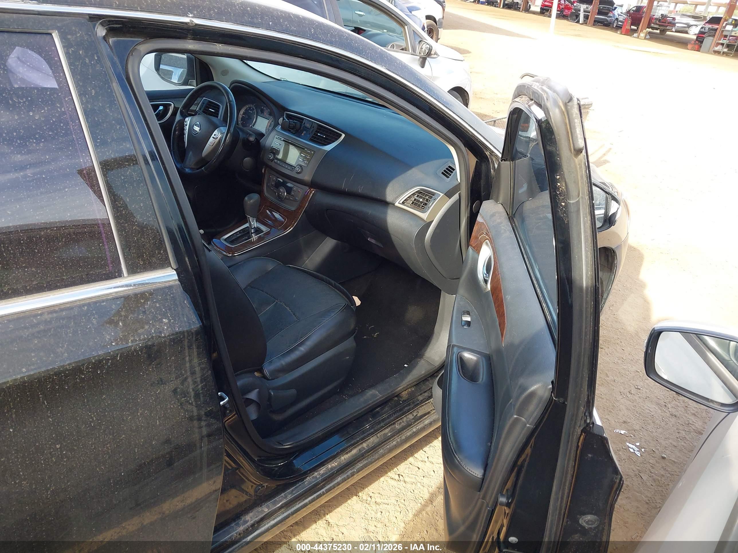 NISSAN SENTRA image 5