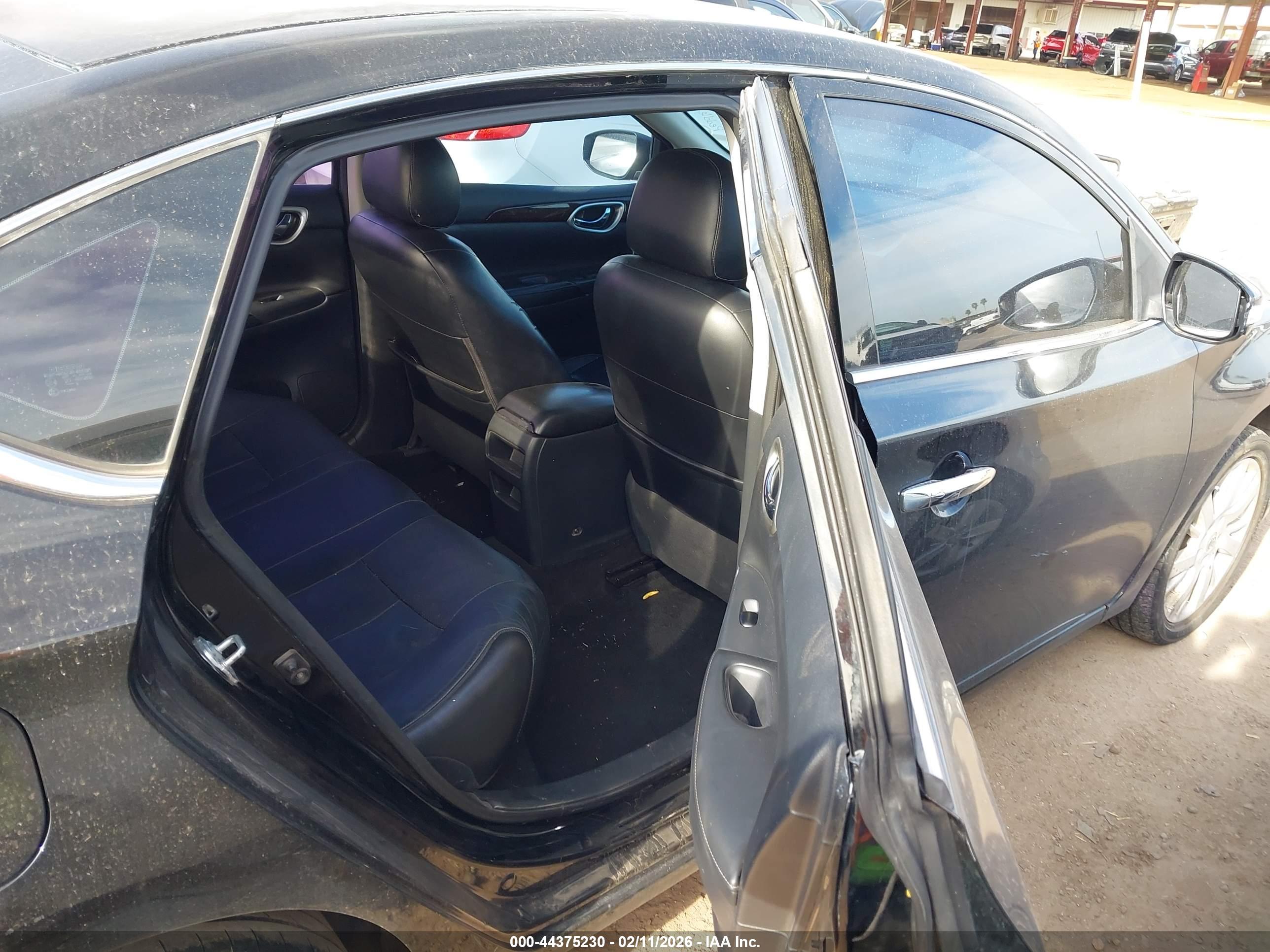 NISSAN SENTRA image 8