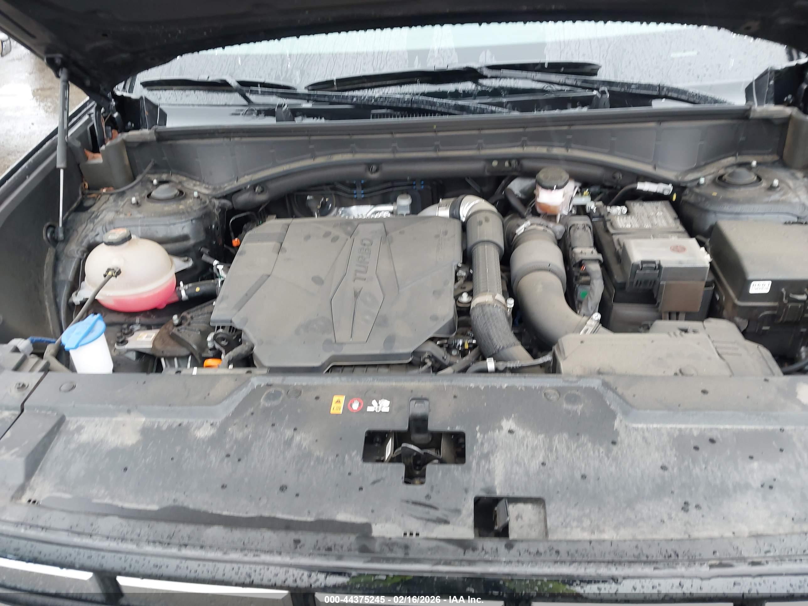 HYUNDAI SANTA image 10