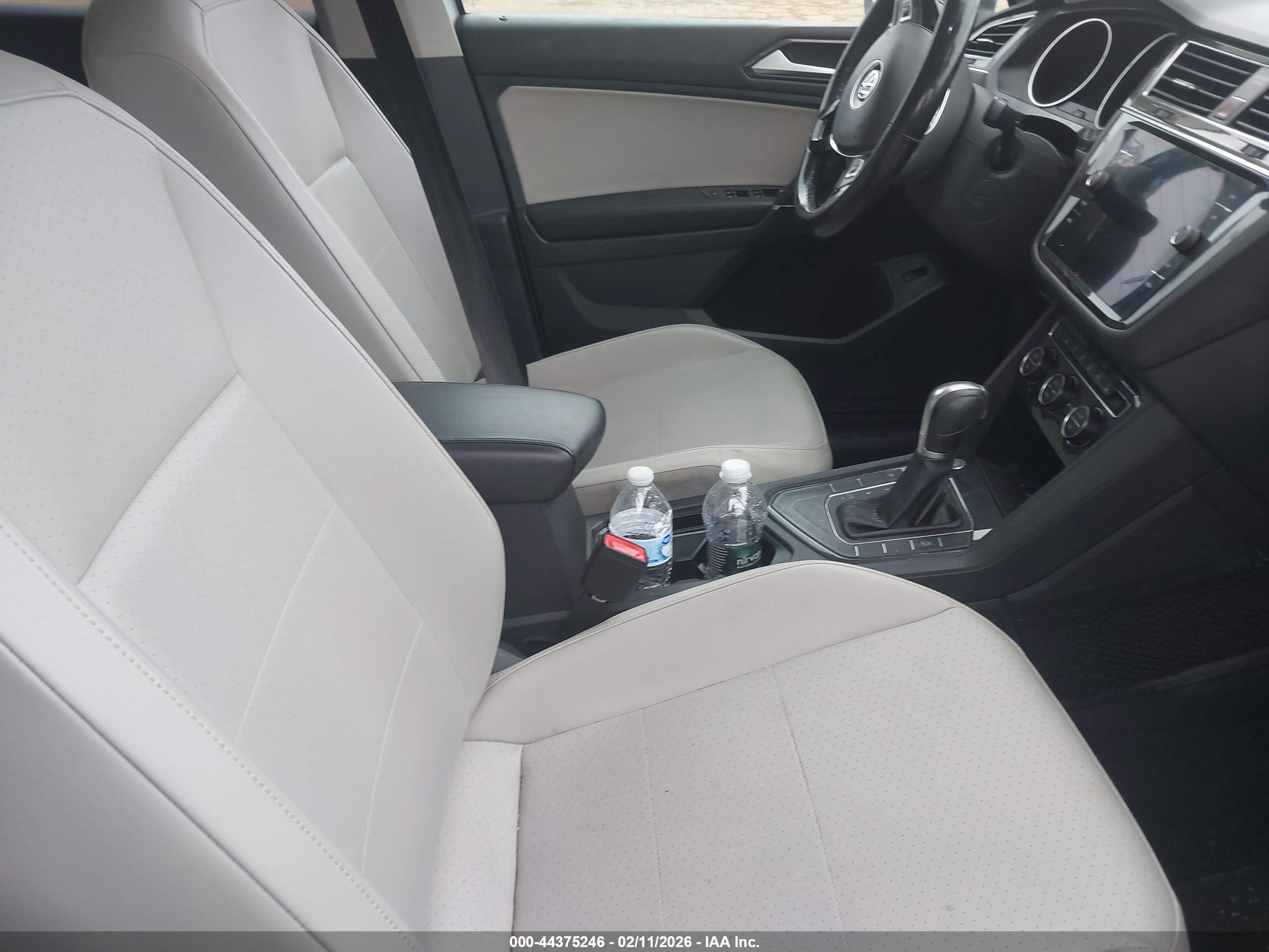 VOLKSWAGEN TIGUAN image 5