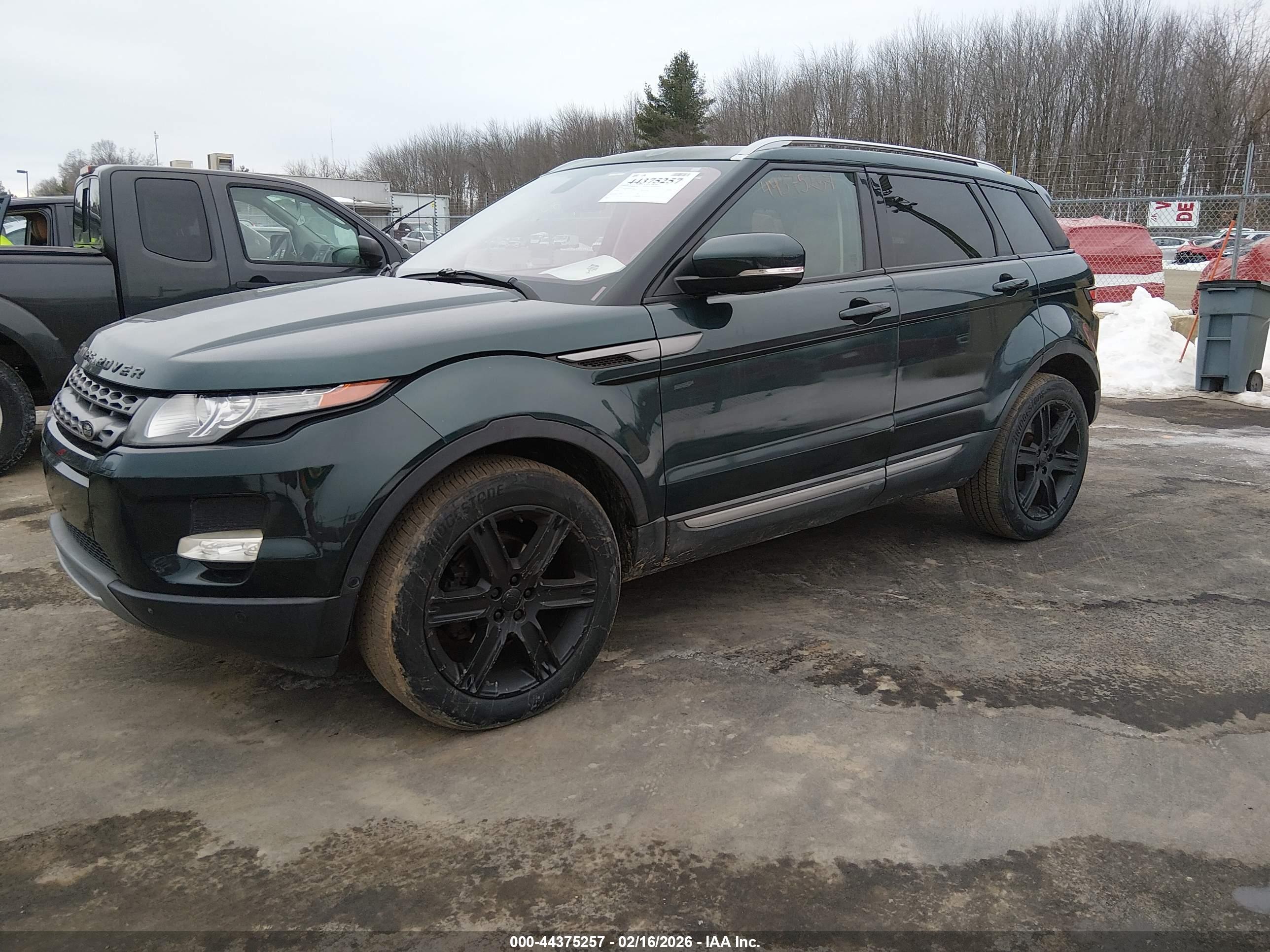 LAND ROVER image 2