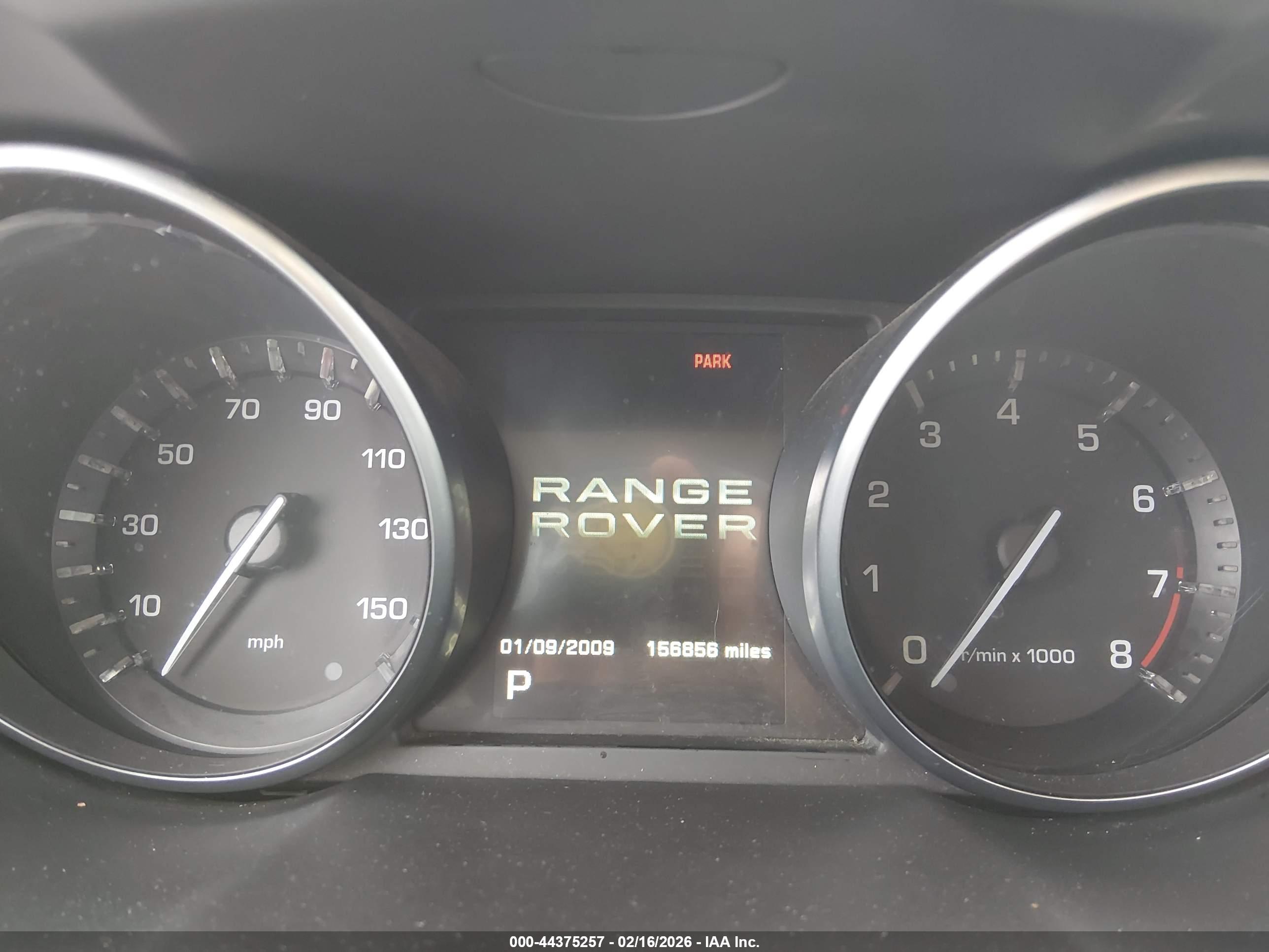 LAND ROVER image 7