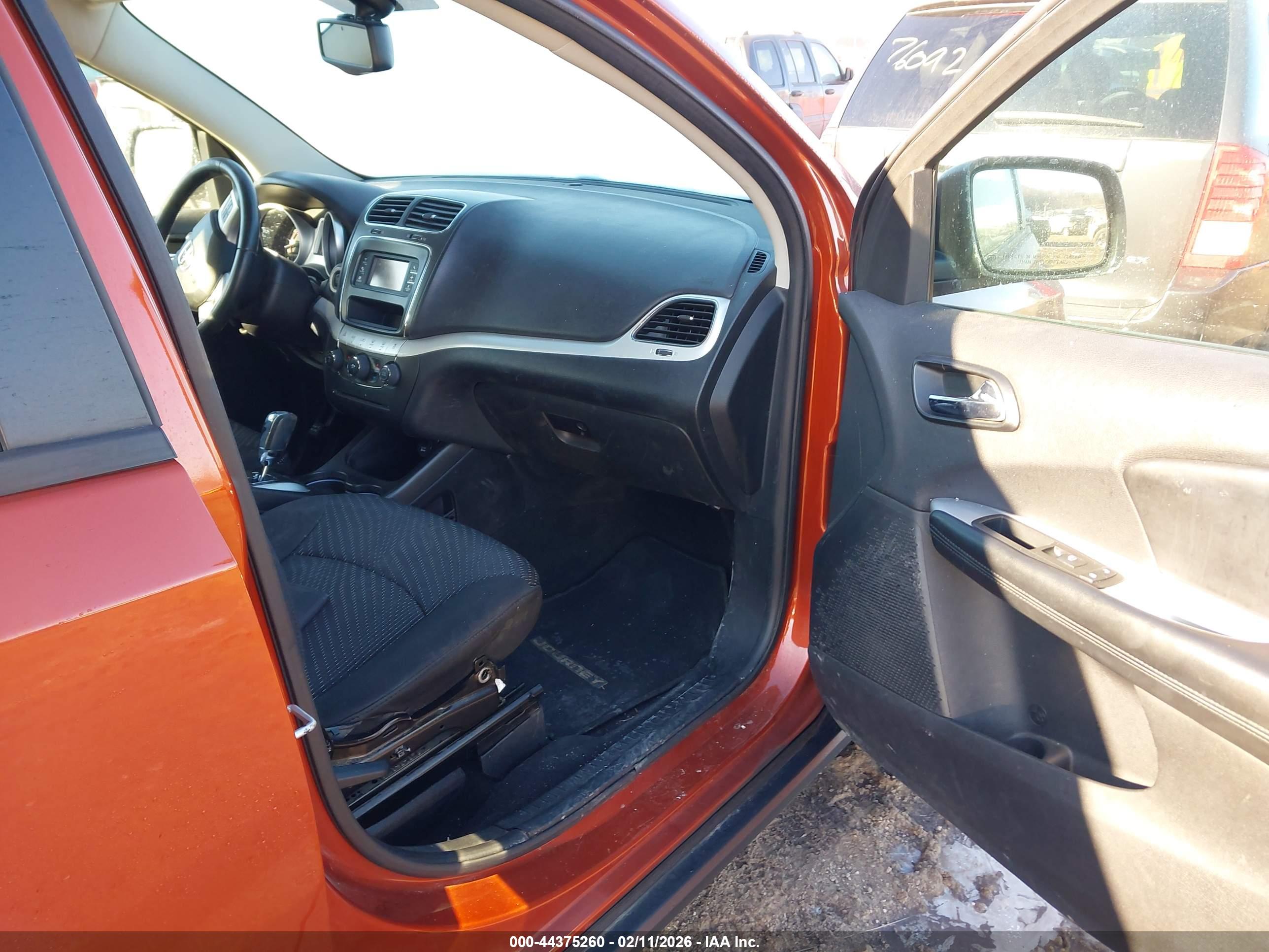 DODGE JOURNEY image 5