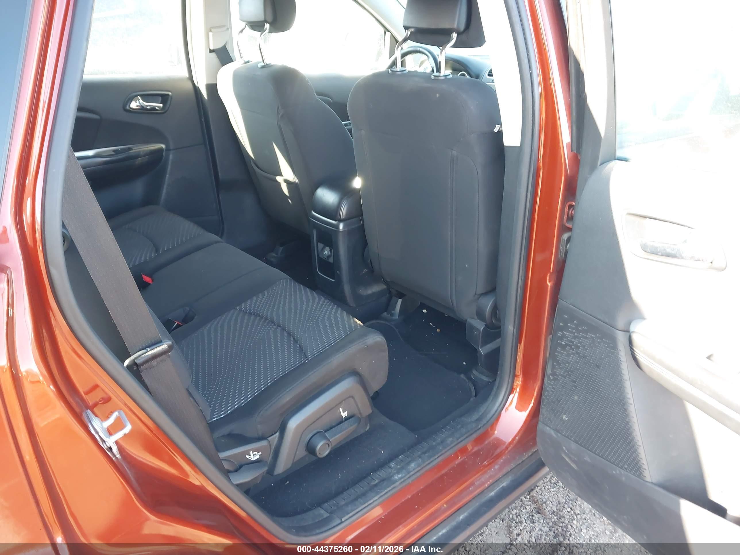 DODGE JOURNEY image 8
