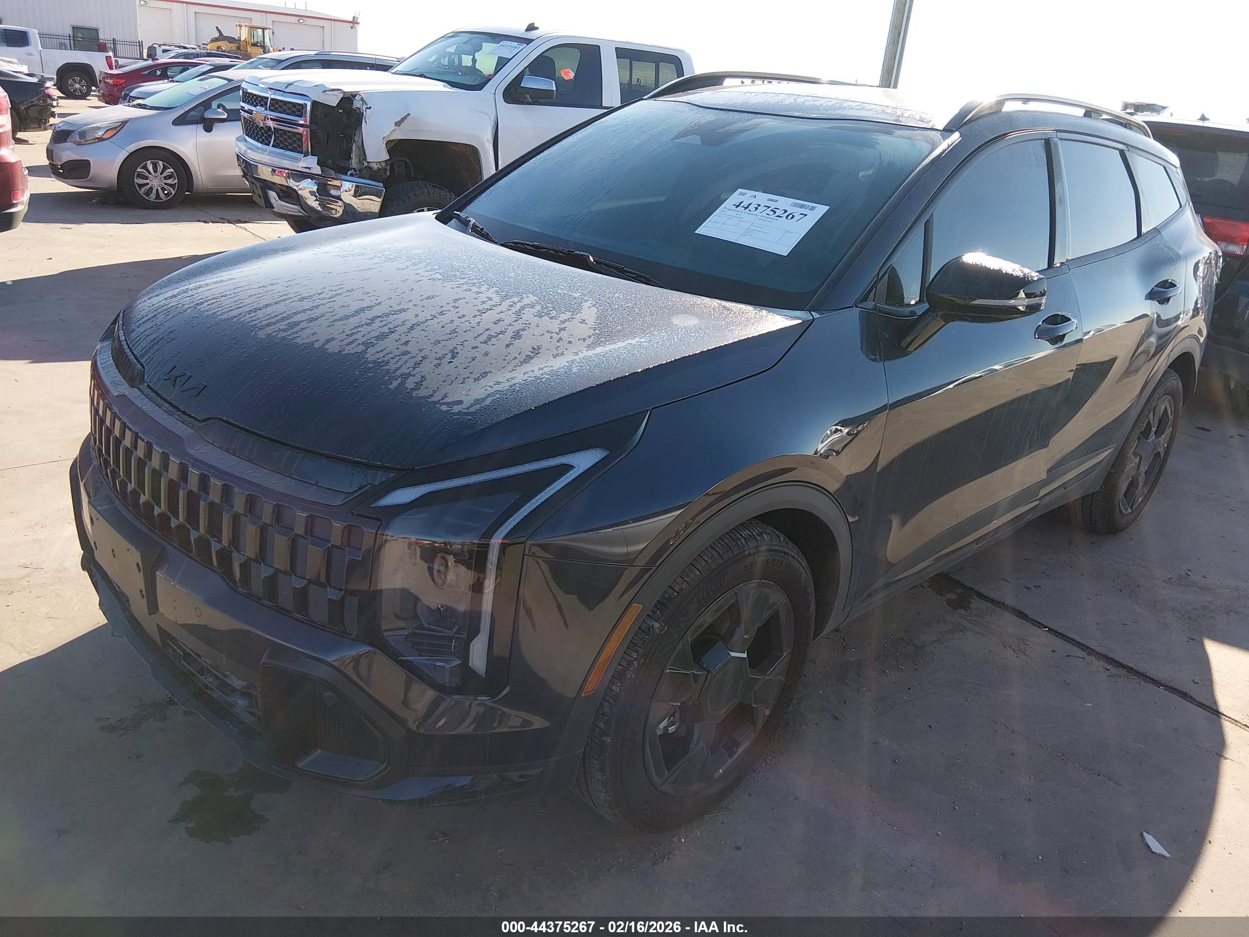 KIA SPORTAGE image 2