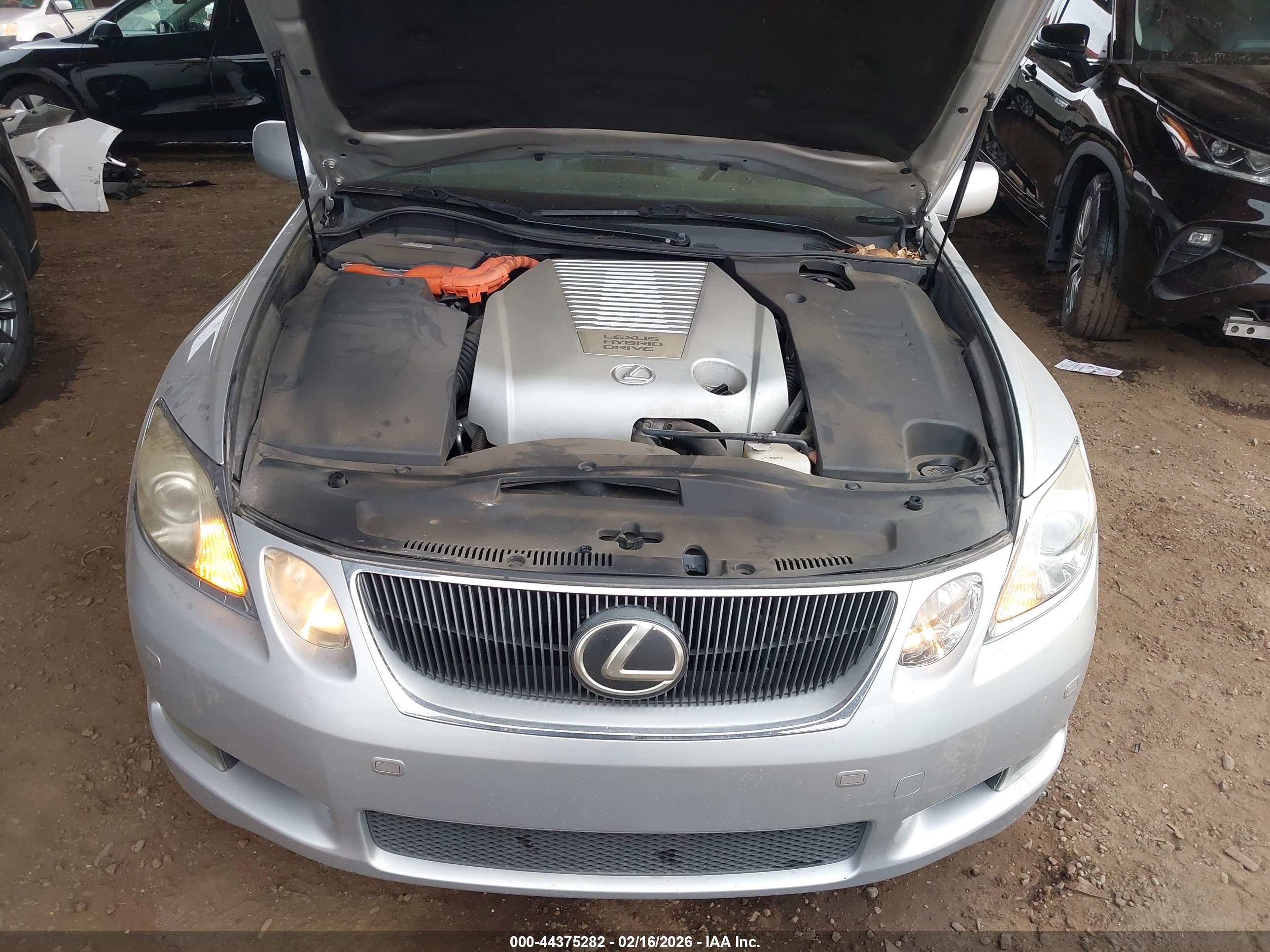 LEXUS GS image 10