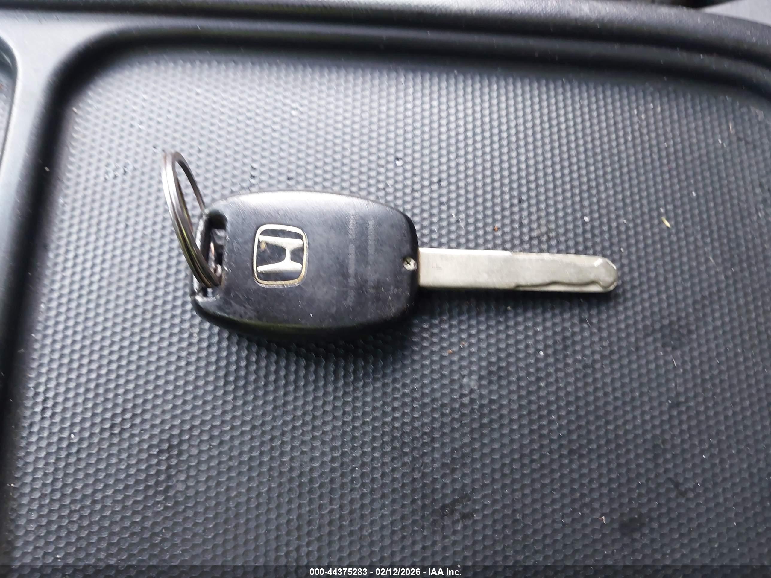 HONDA CR-V image 11
