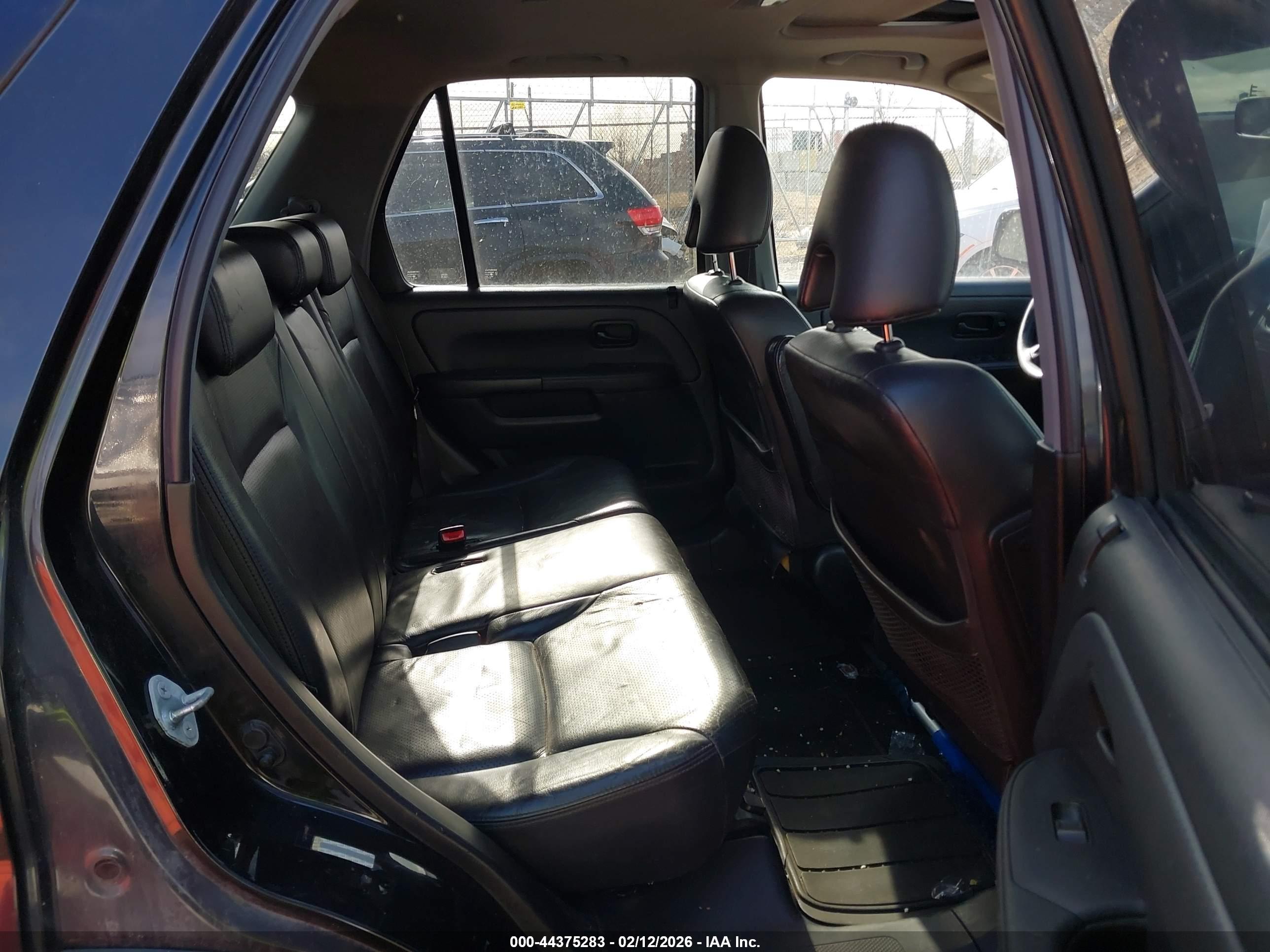 HONDA CR-V image 8