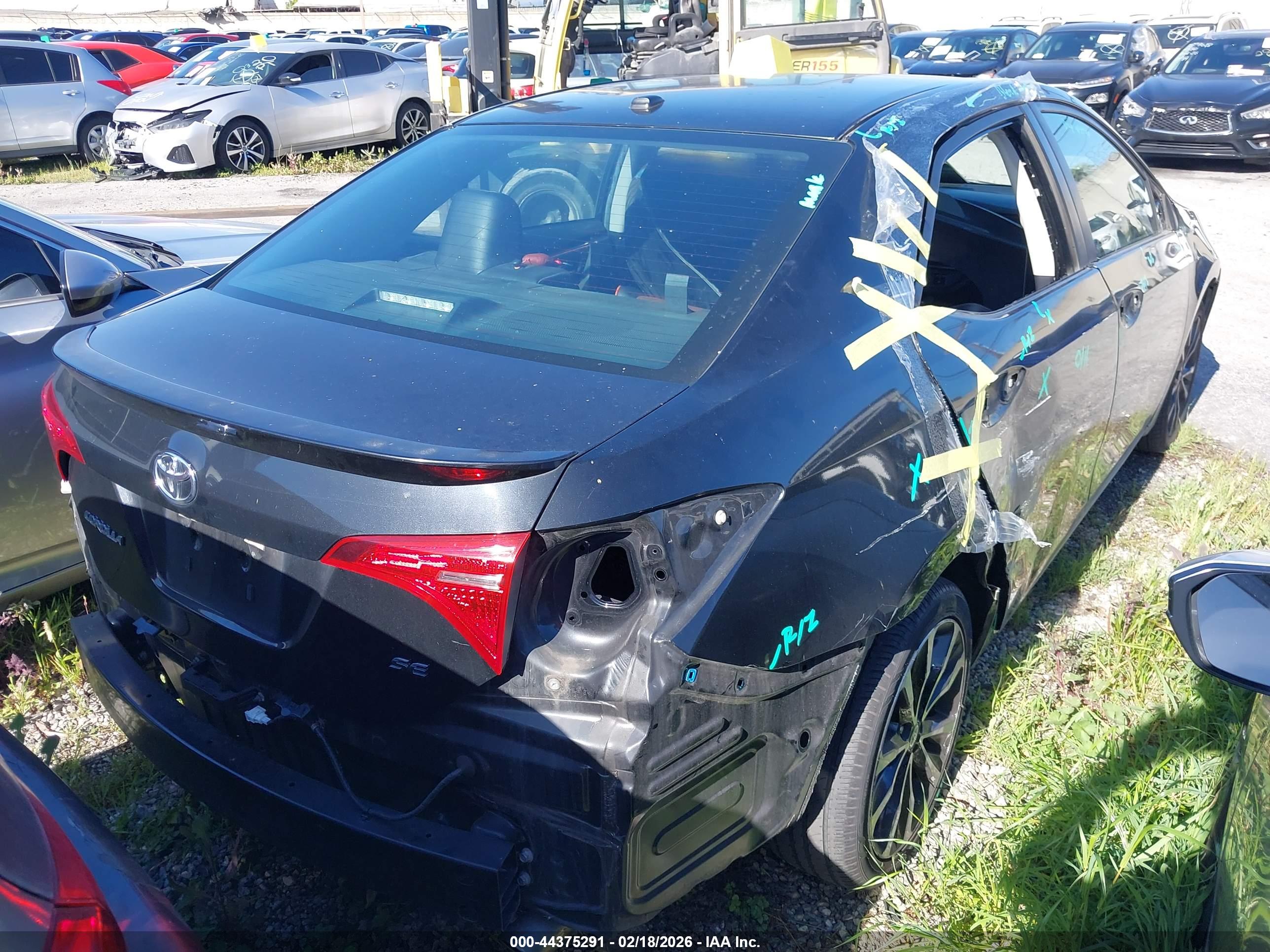 TOYOTA COROLLA image 4