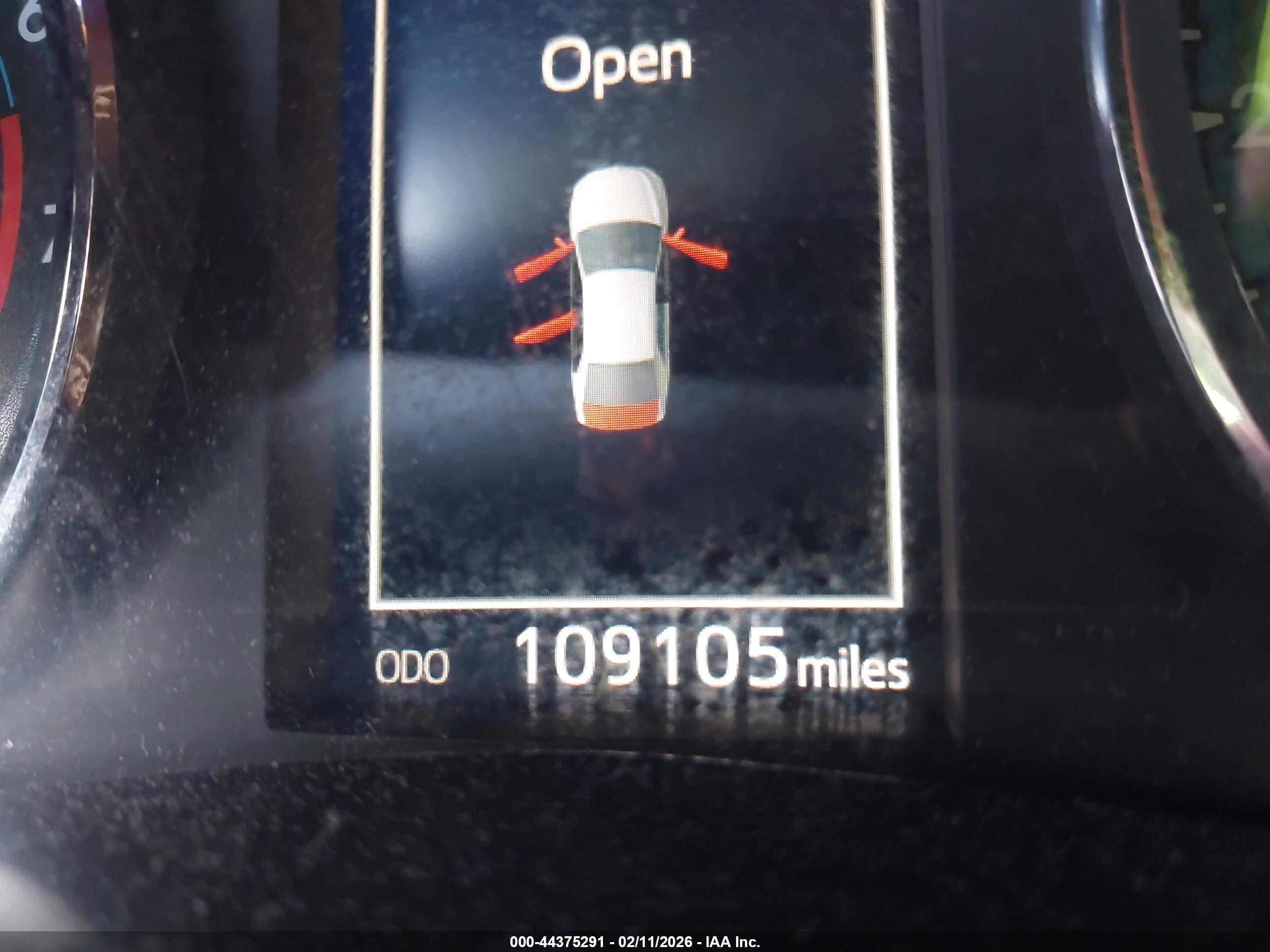 TOYOTA COROLLA image 7