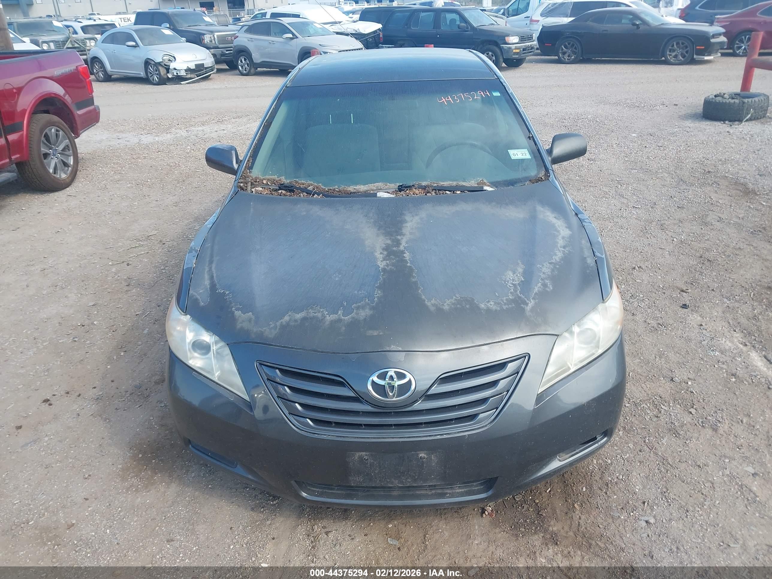 TOYOTA CAMRY image 6