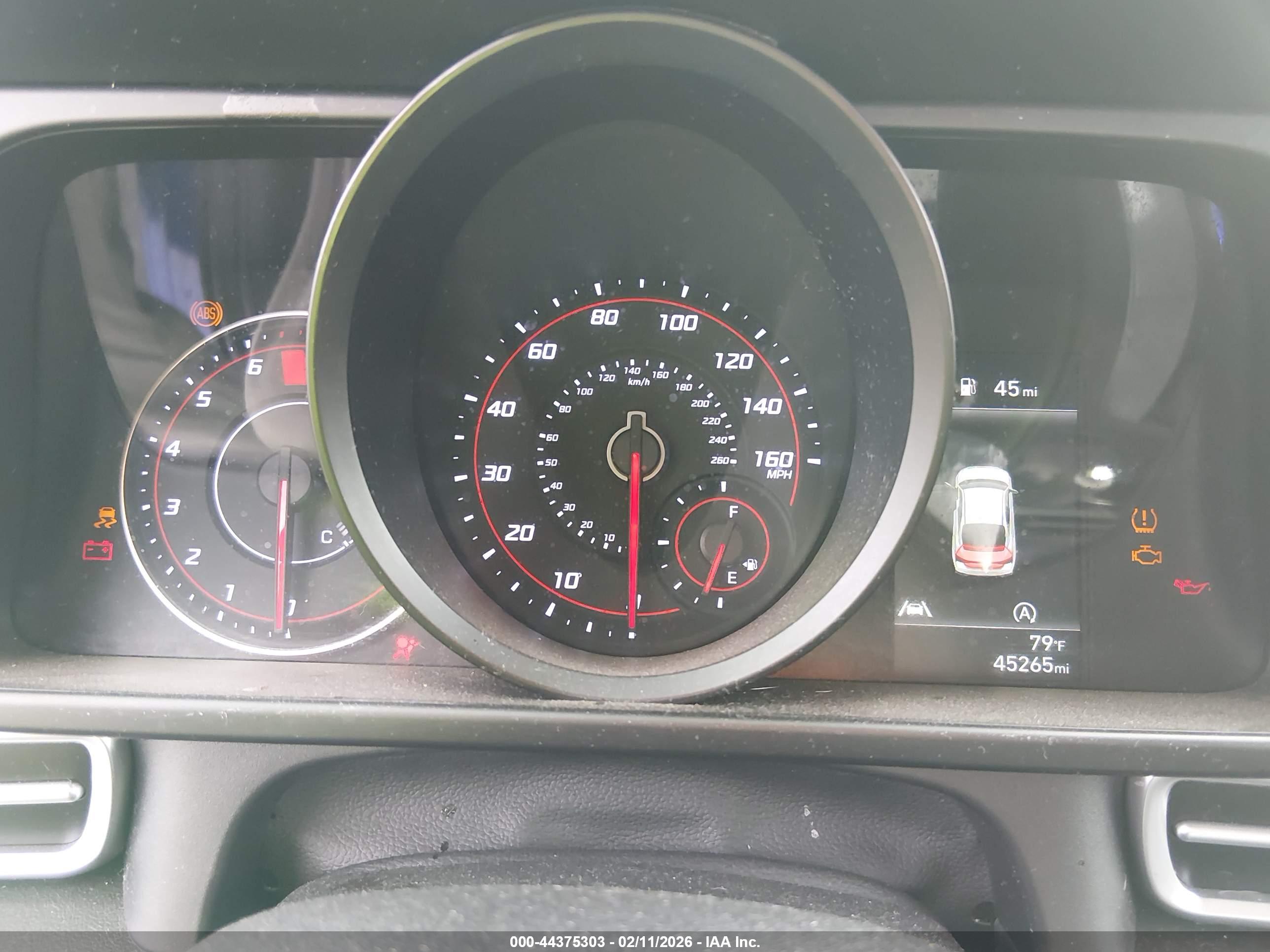 HYUNDAI ELANTRA image 7