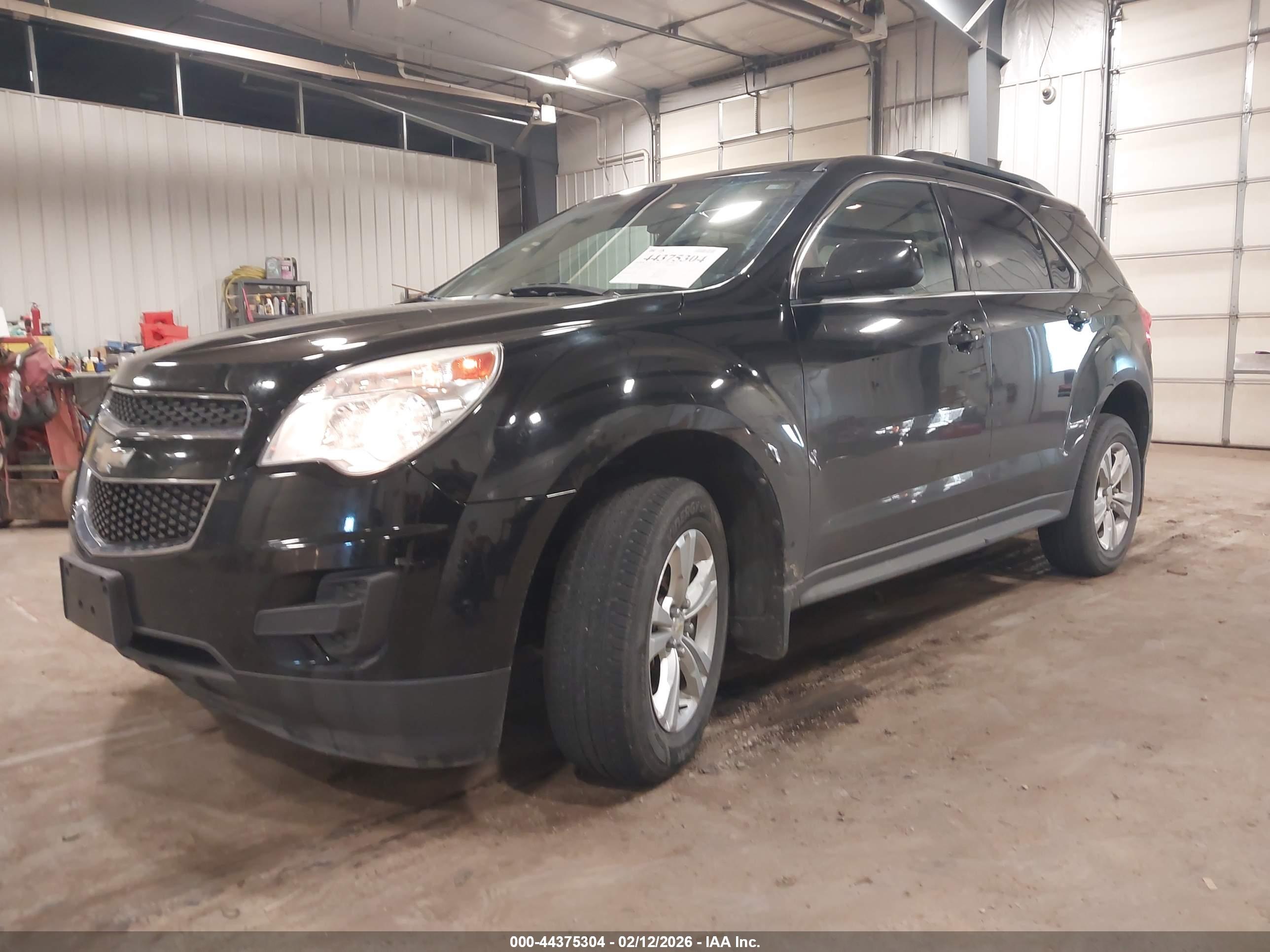 CHEVROLET EQUINOX image 2