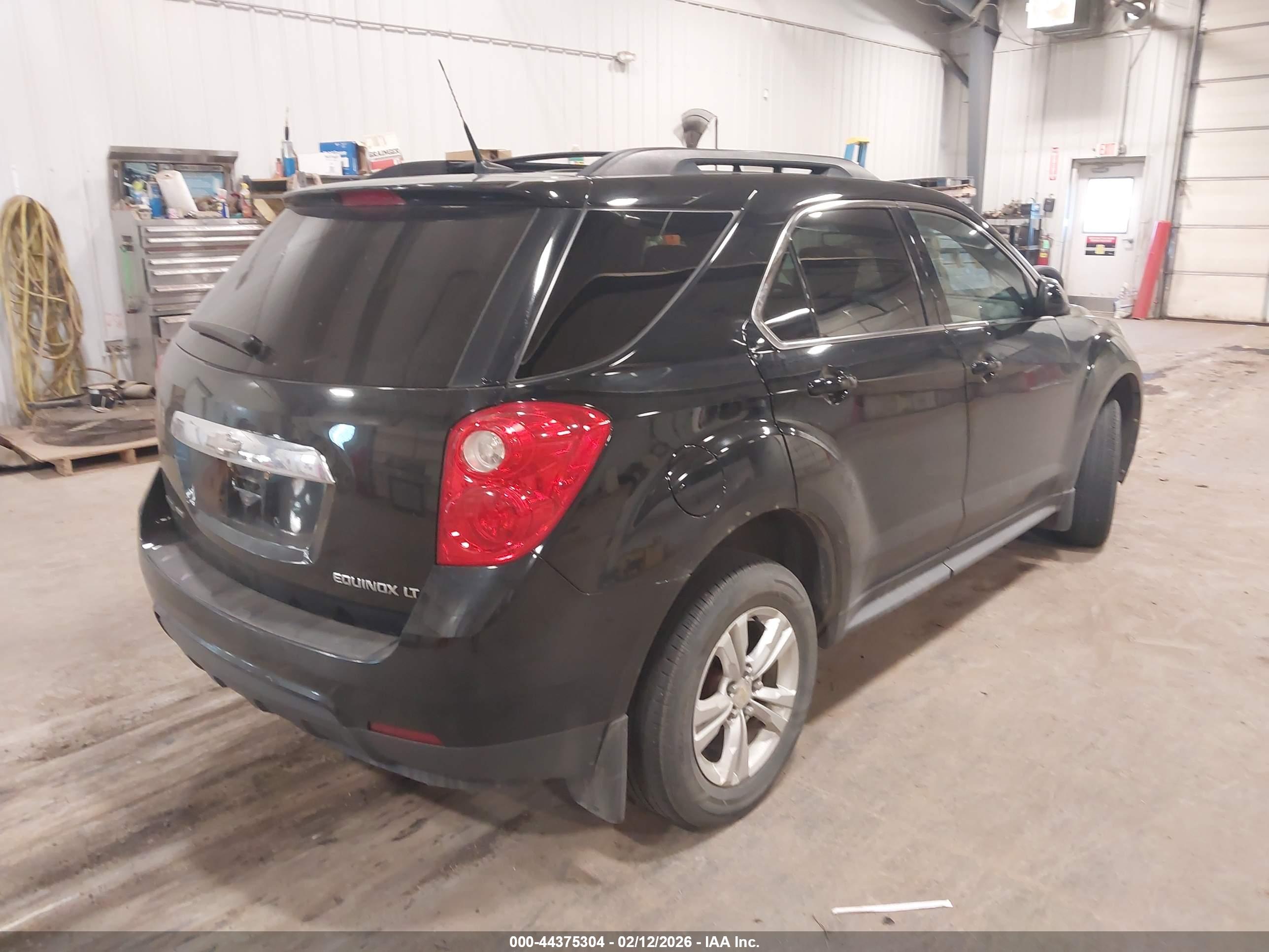 CHEVROLET EQUINOX image 4