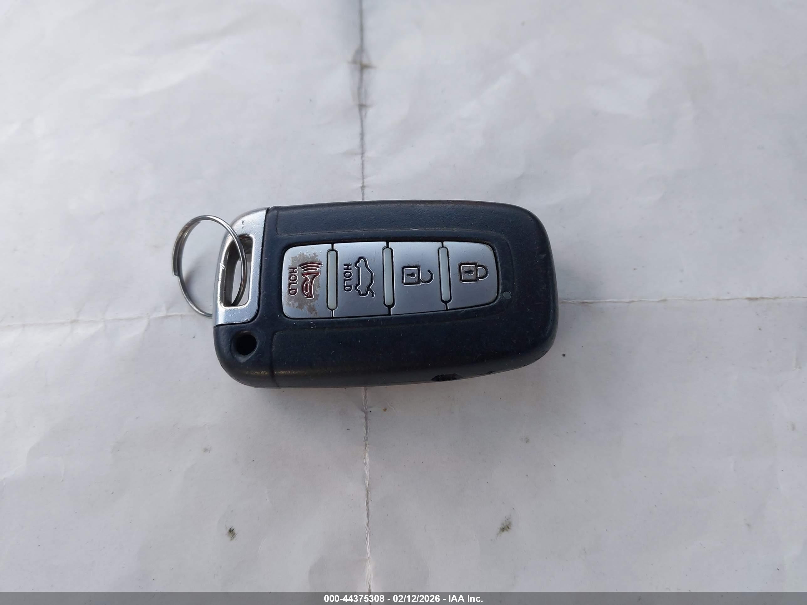 HYUNDAI SONATA image 11