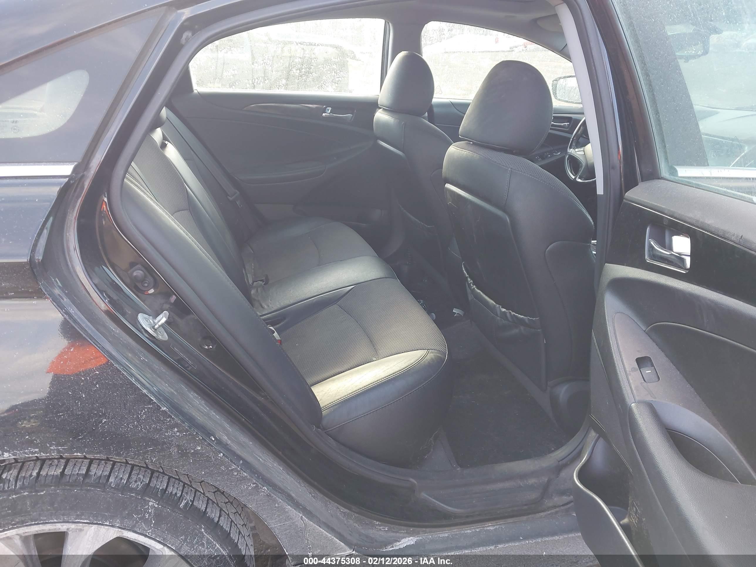 HYUNDAI SONATA image 8