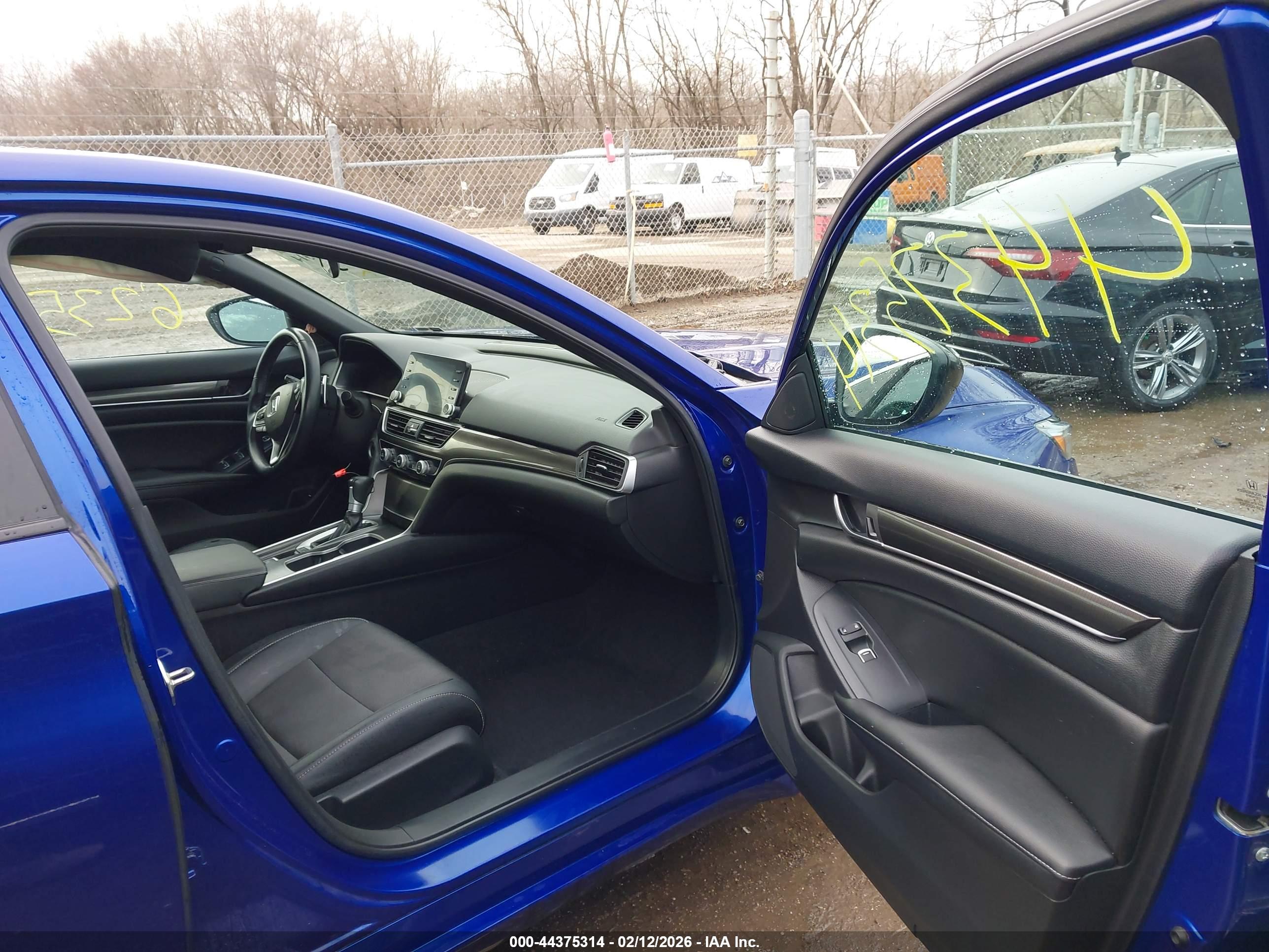 HONDA ACCORD image 5