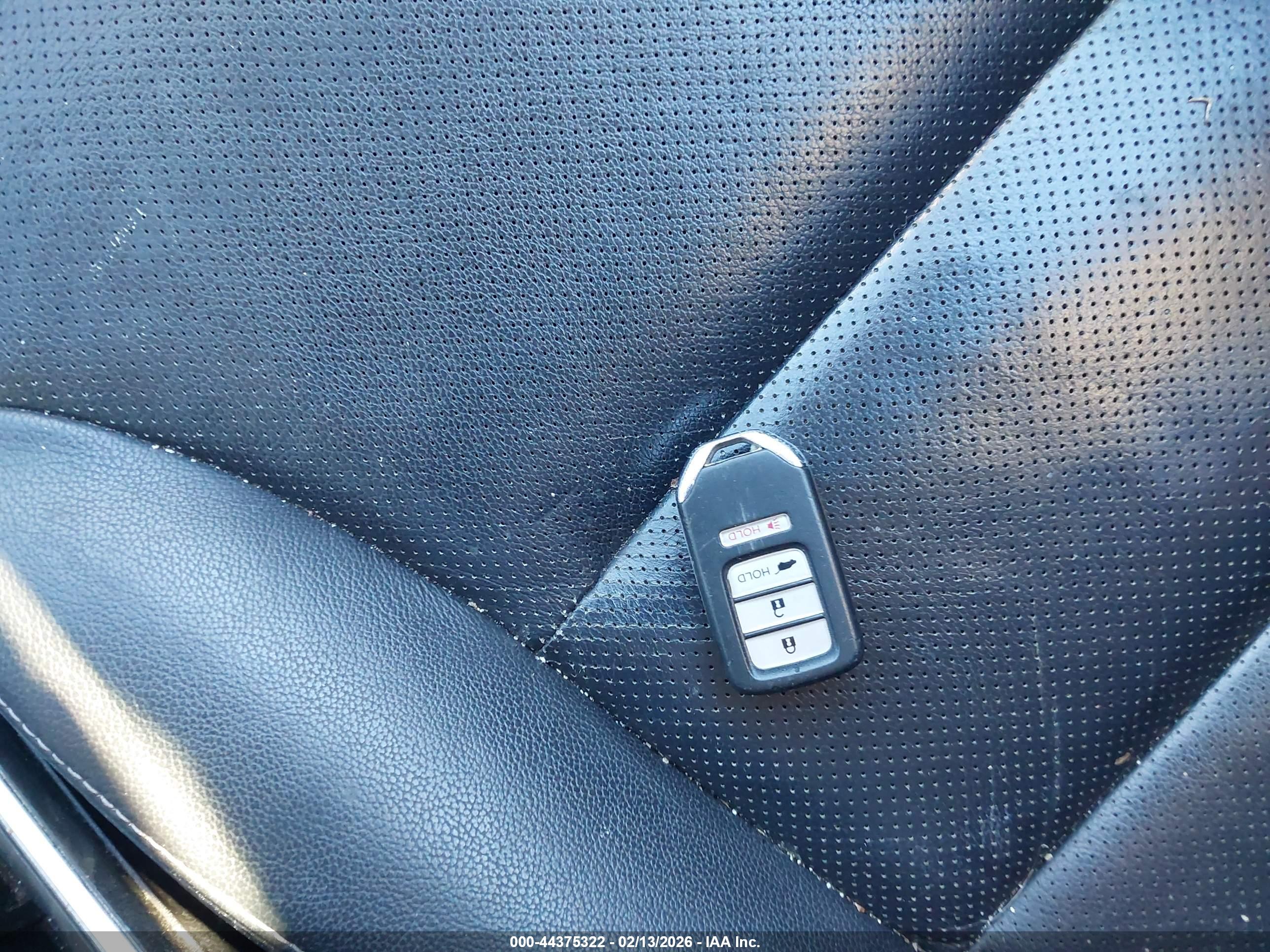 HONDA CR-V image 11