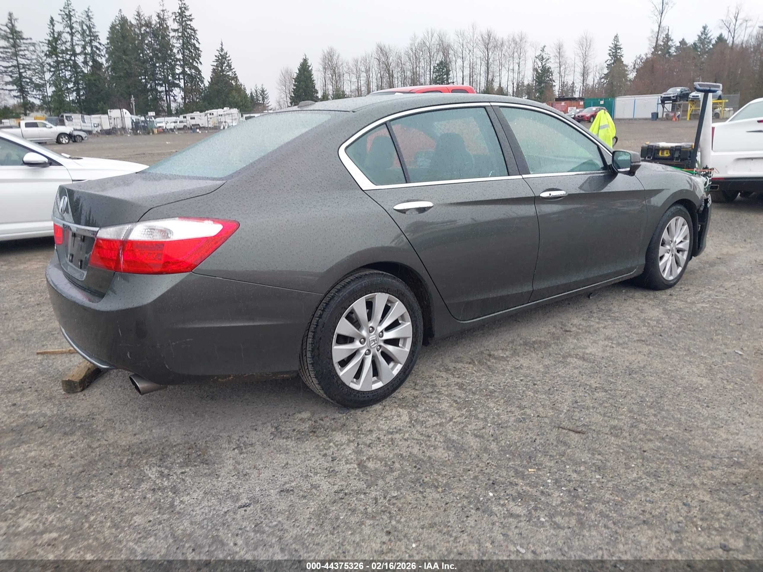 HONDA ACCORD image 4