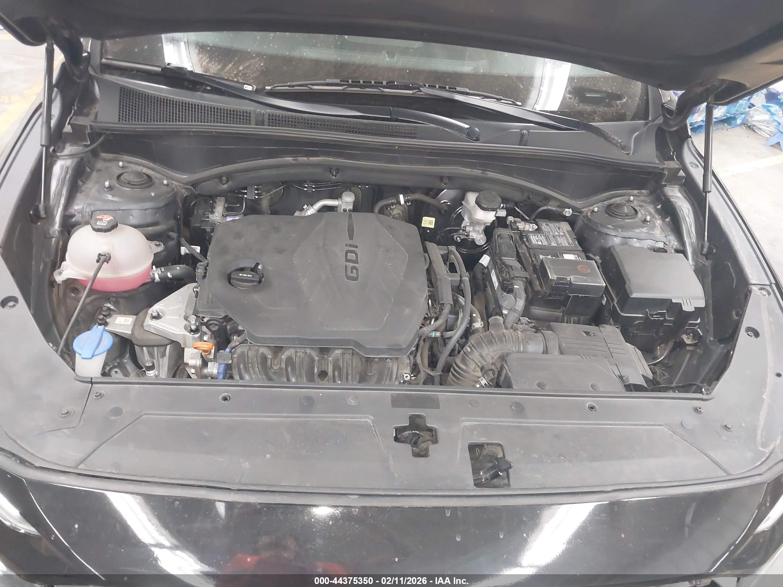 HYUNDAI SANTA image 10