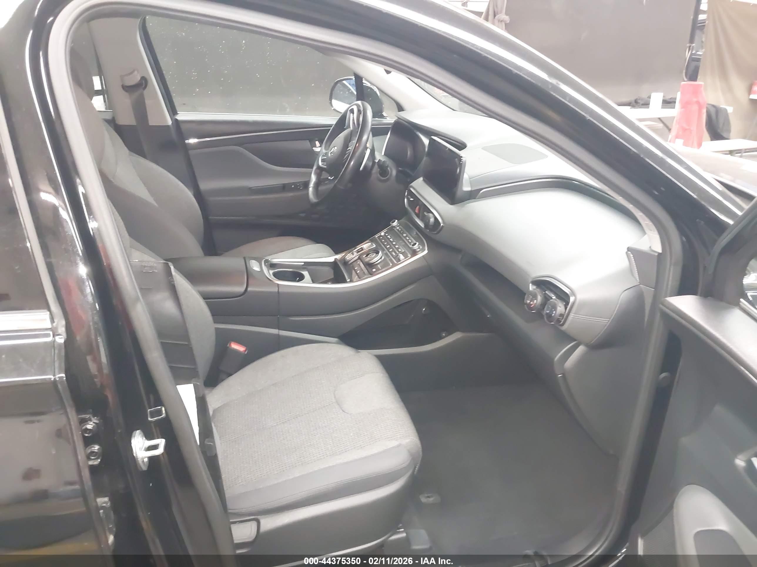 HYUNDAI SANTA image 5