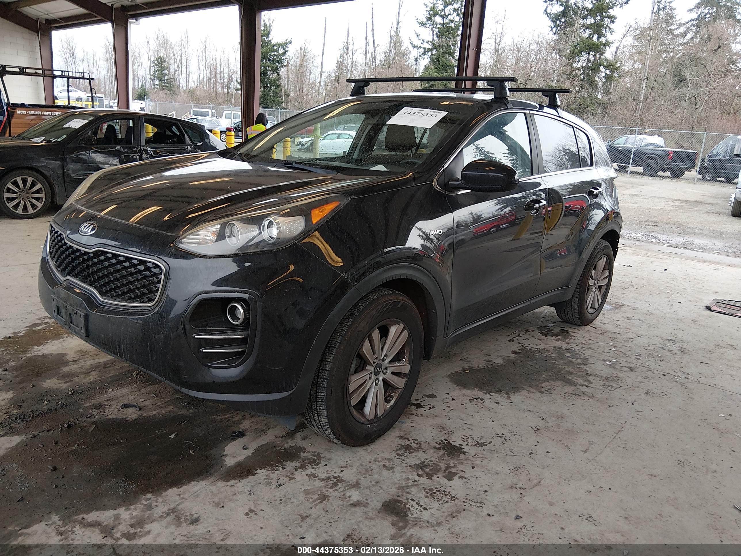KIA SPORTAGE image 2