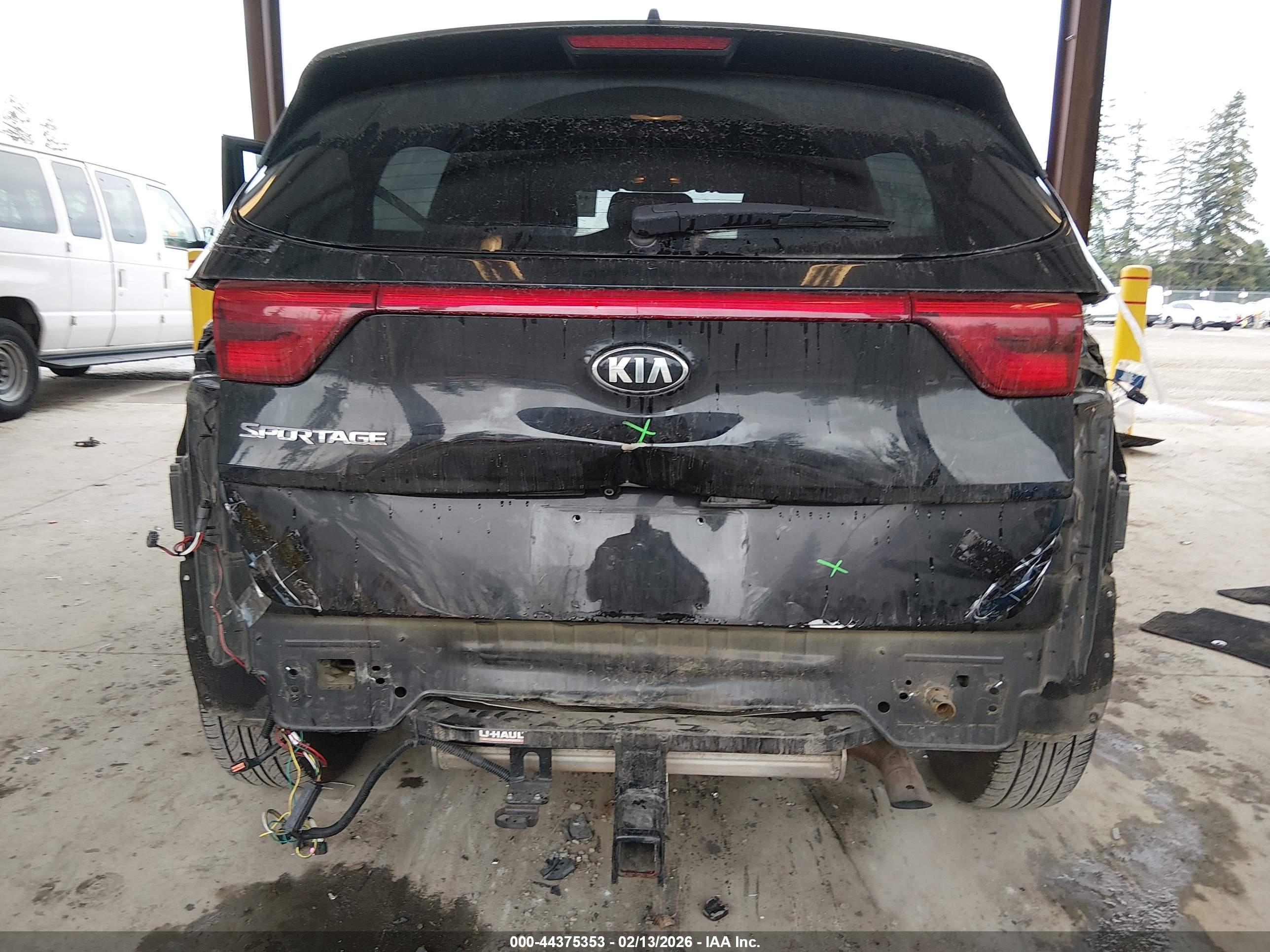 KIA SPORTAGE image 6