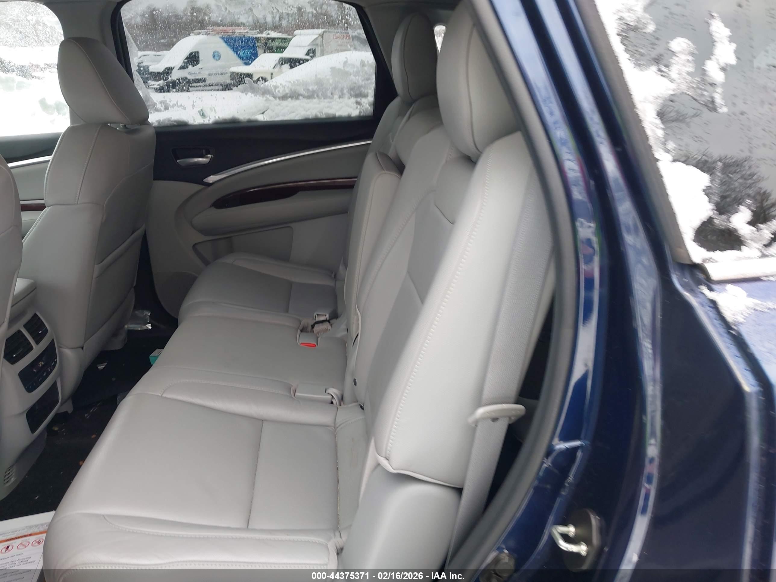 ACURA MDX image 8