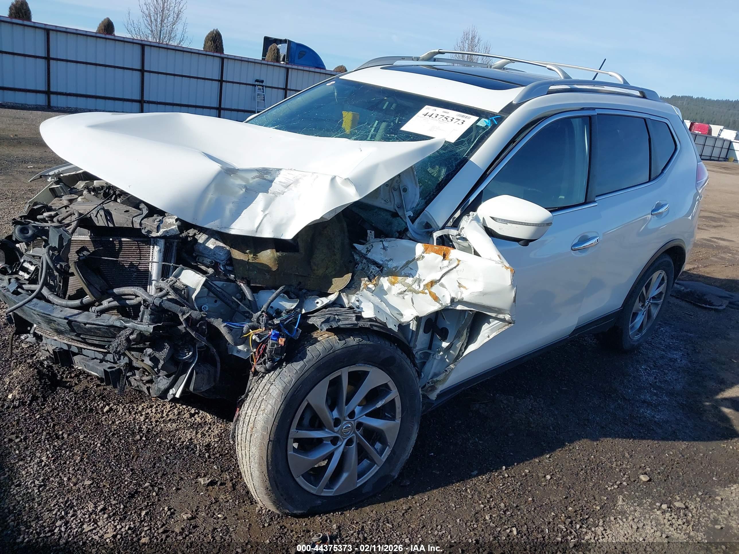 NISSAN ROGUE image 2