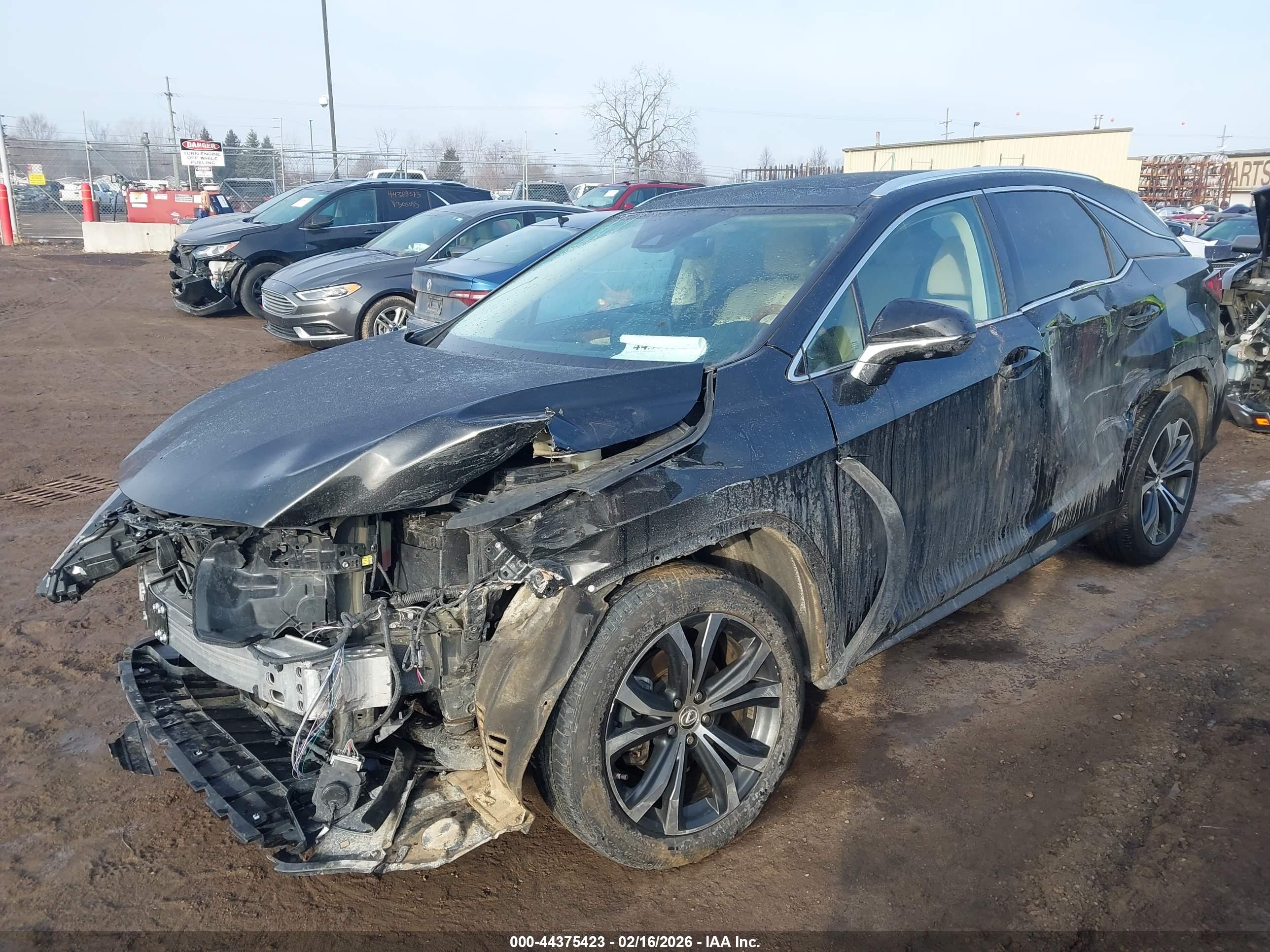 LEXUS RX image 2