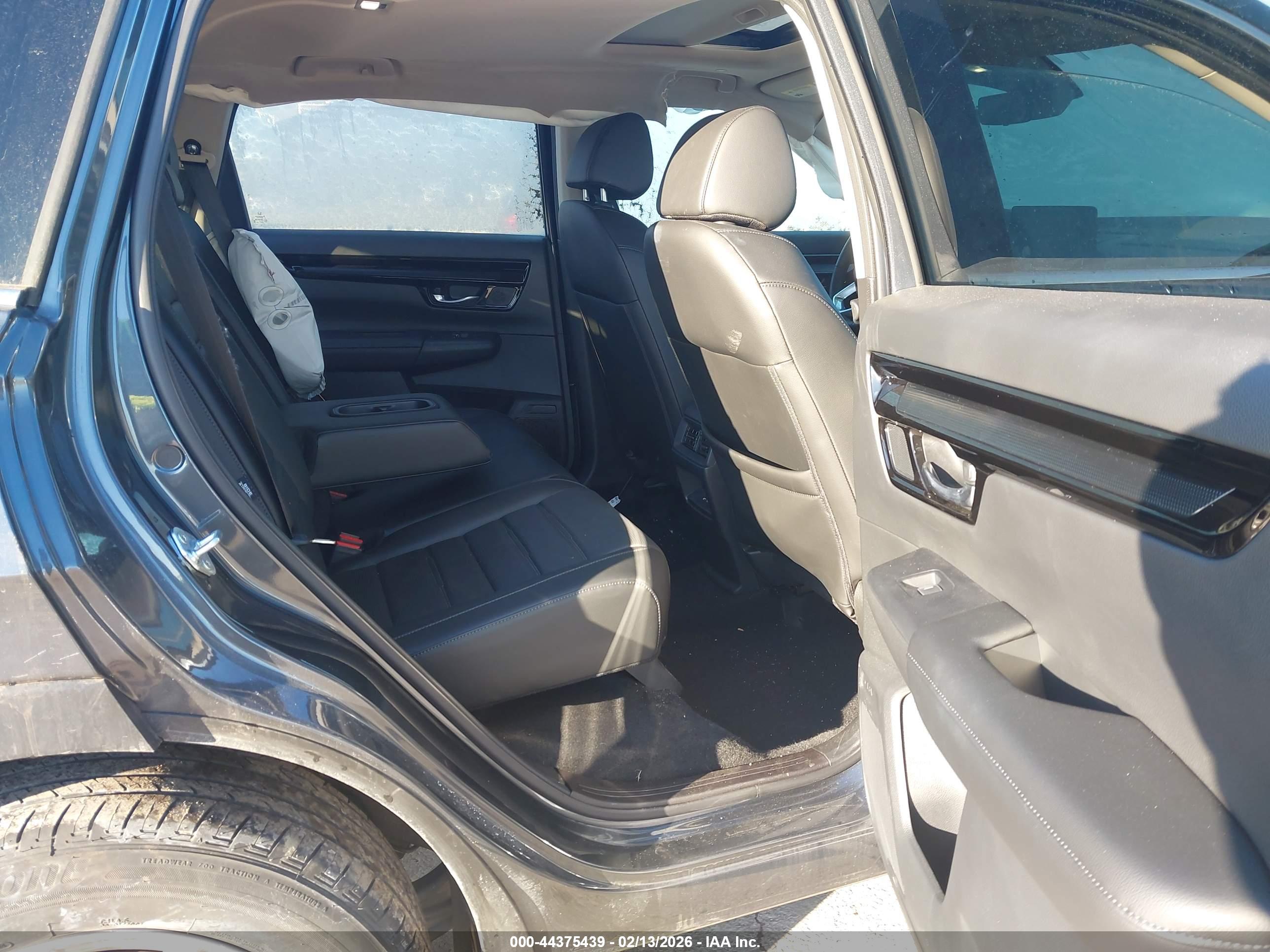 HONDA CR-V image 8
